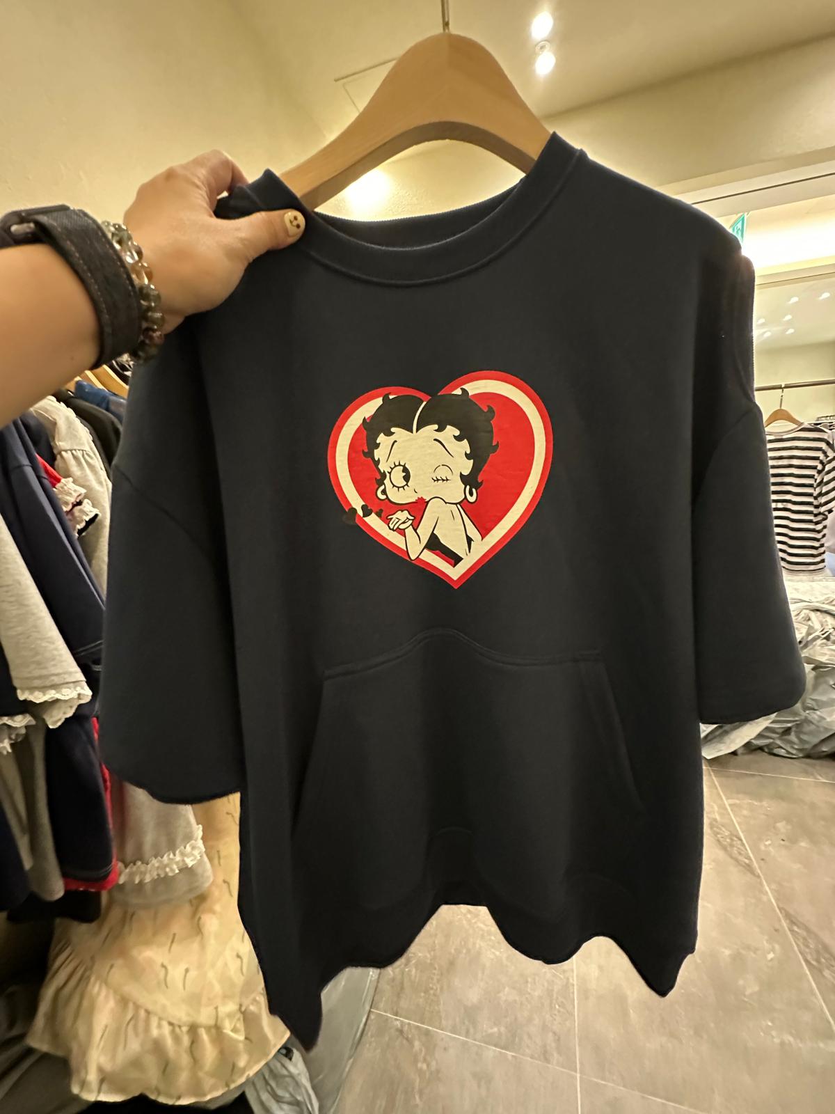 6914S NAVY CASUAL TEE, RELAXED FIT, with GRAPHIC PRINT