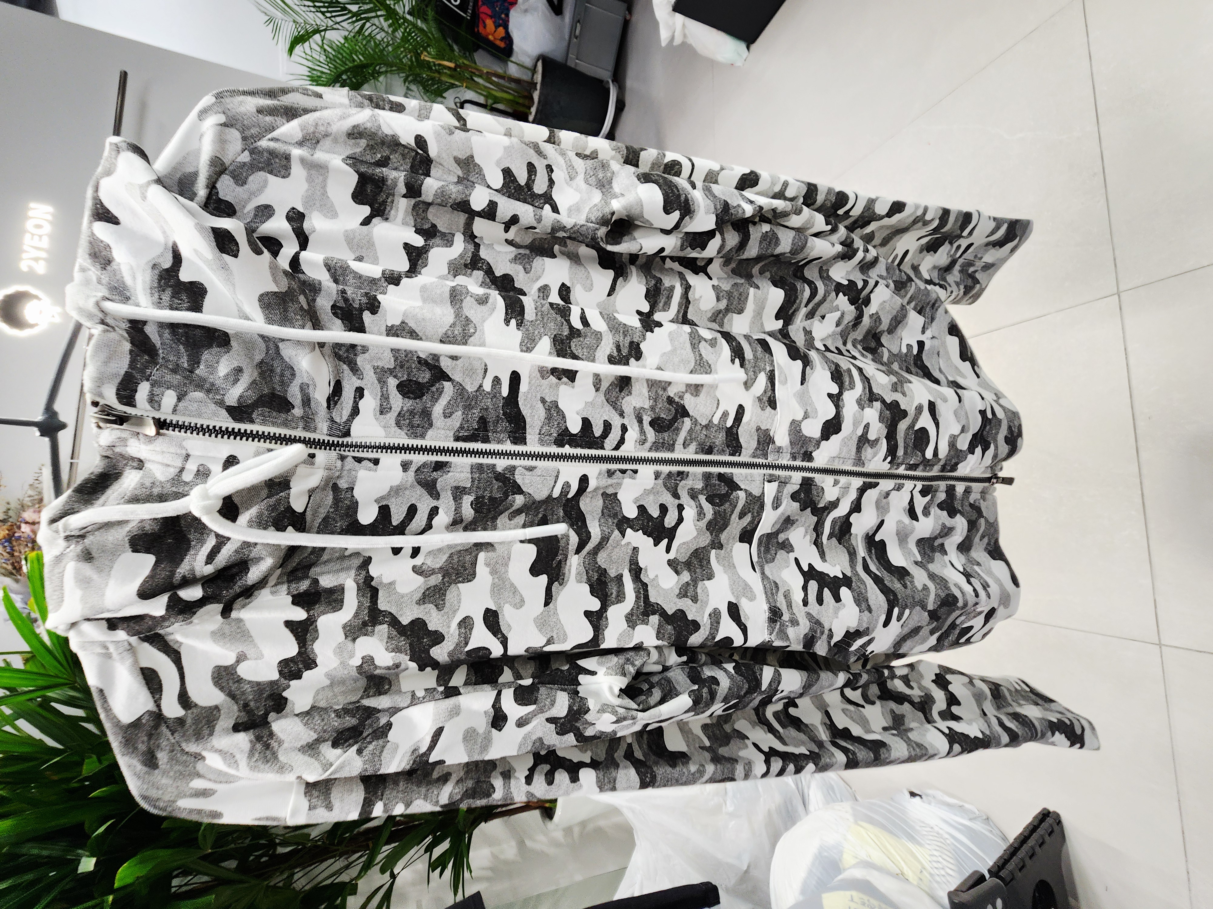 0918T CAMO GREY BLACK WHITE HOODIE JACKET ZIP FRONT