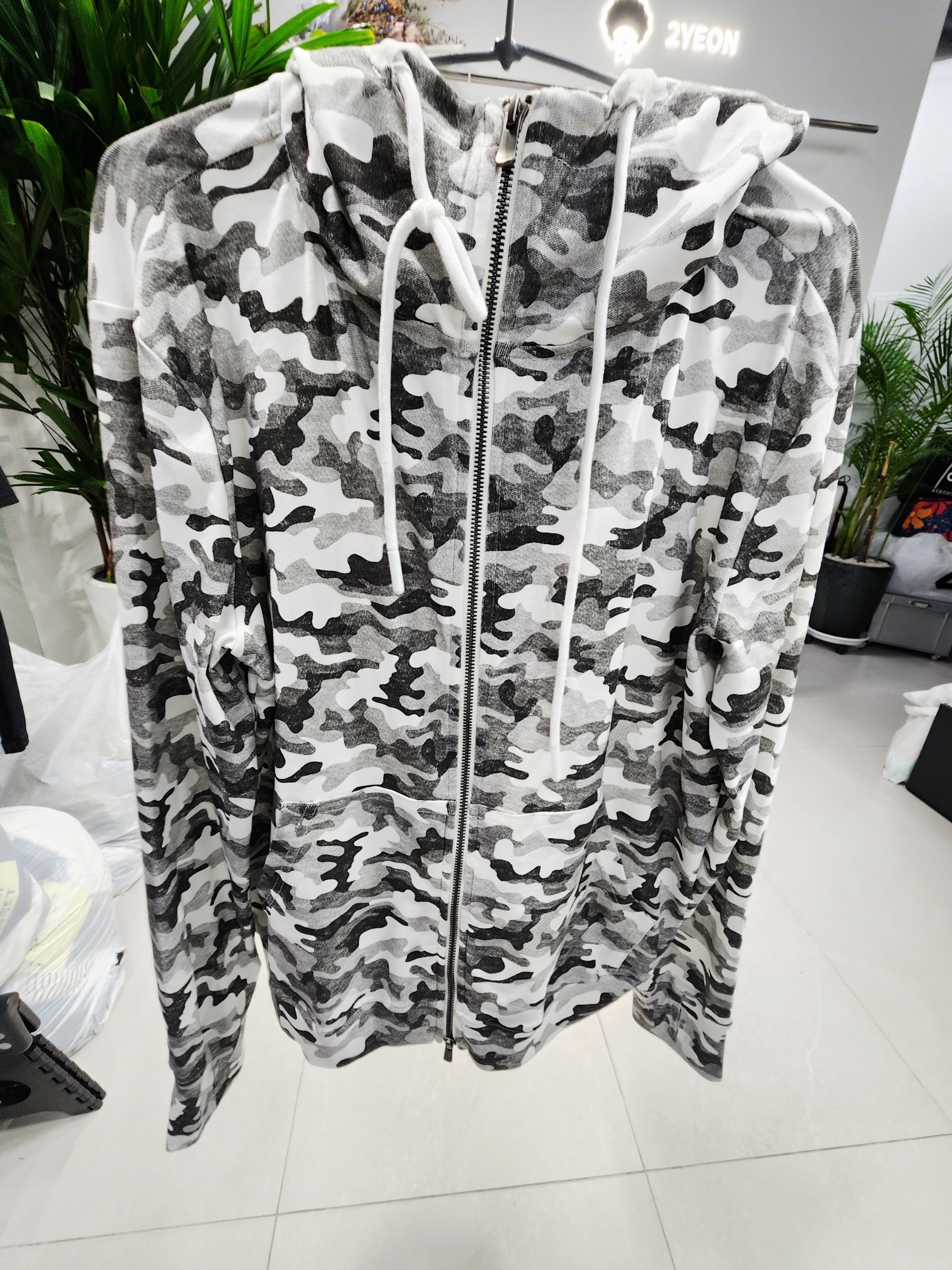 0918T CAMO GREY BLACK WHITE HOODIE JACKET ZIP FRONT