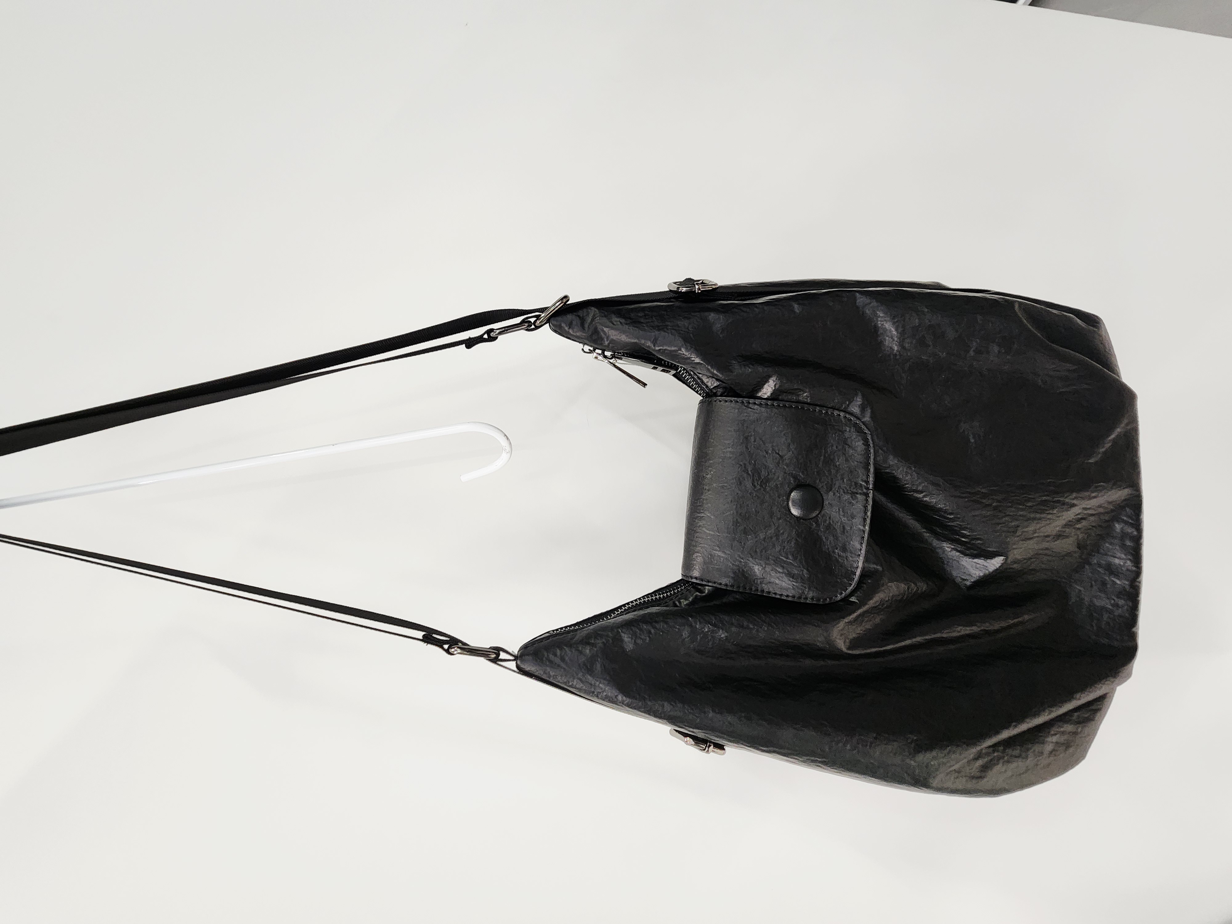 0928T BLACK 3-WAY BAG WITH FRONT SNAP FLAP AND ZIP TOP
