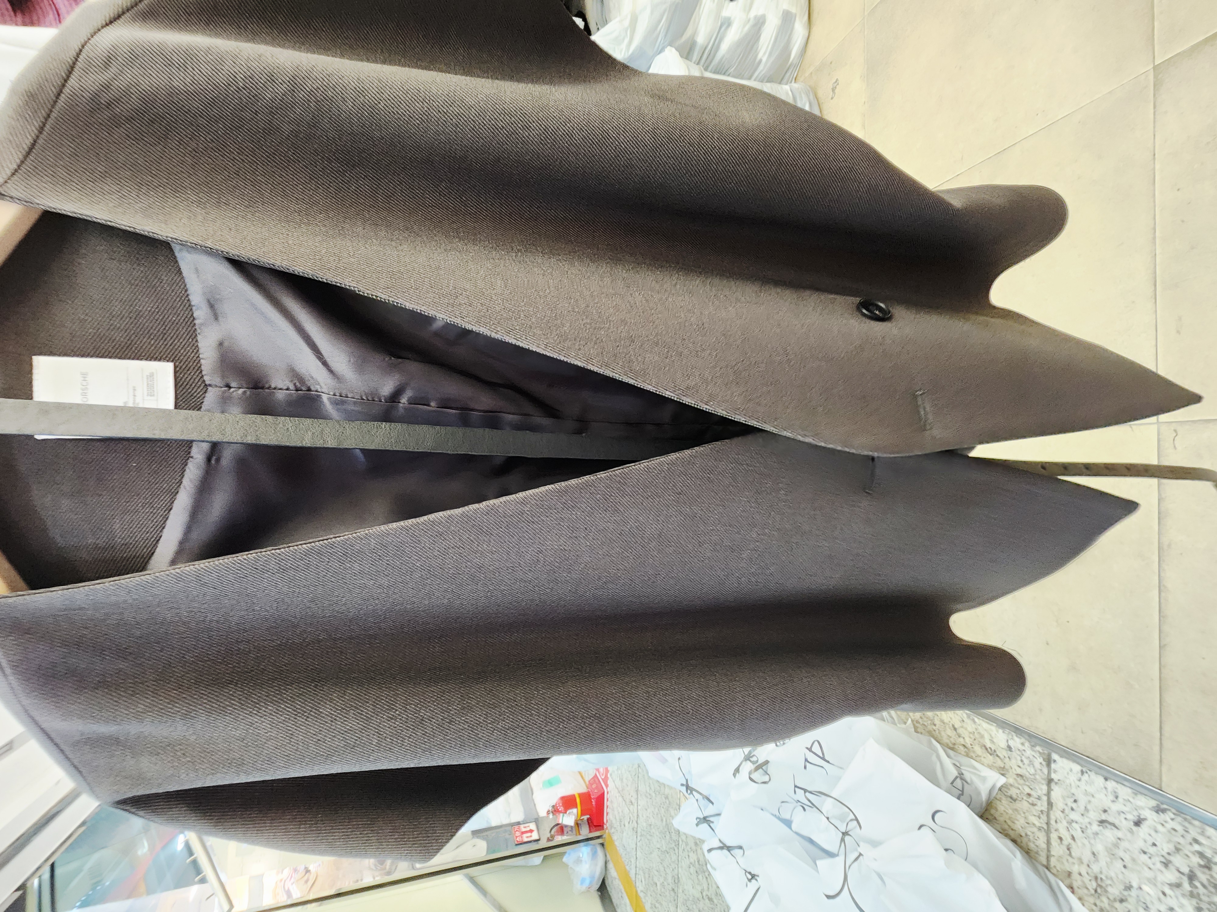 1099T CHARCOAL GRAY BLAZER WITH NOTCHED LAPELS AND SCALLOPED HEM