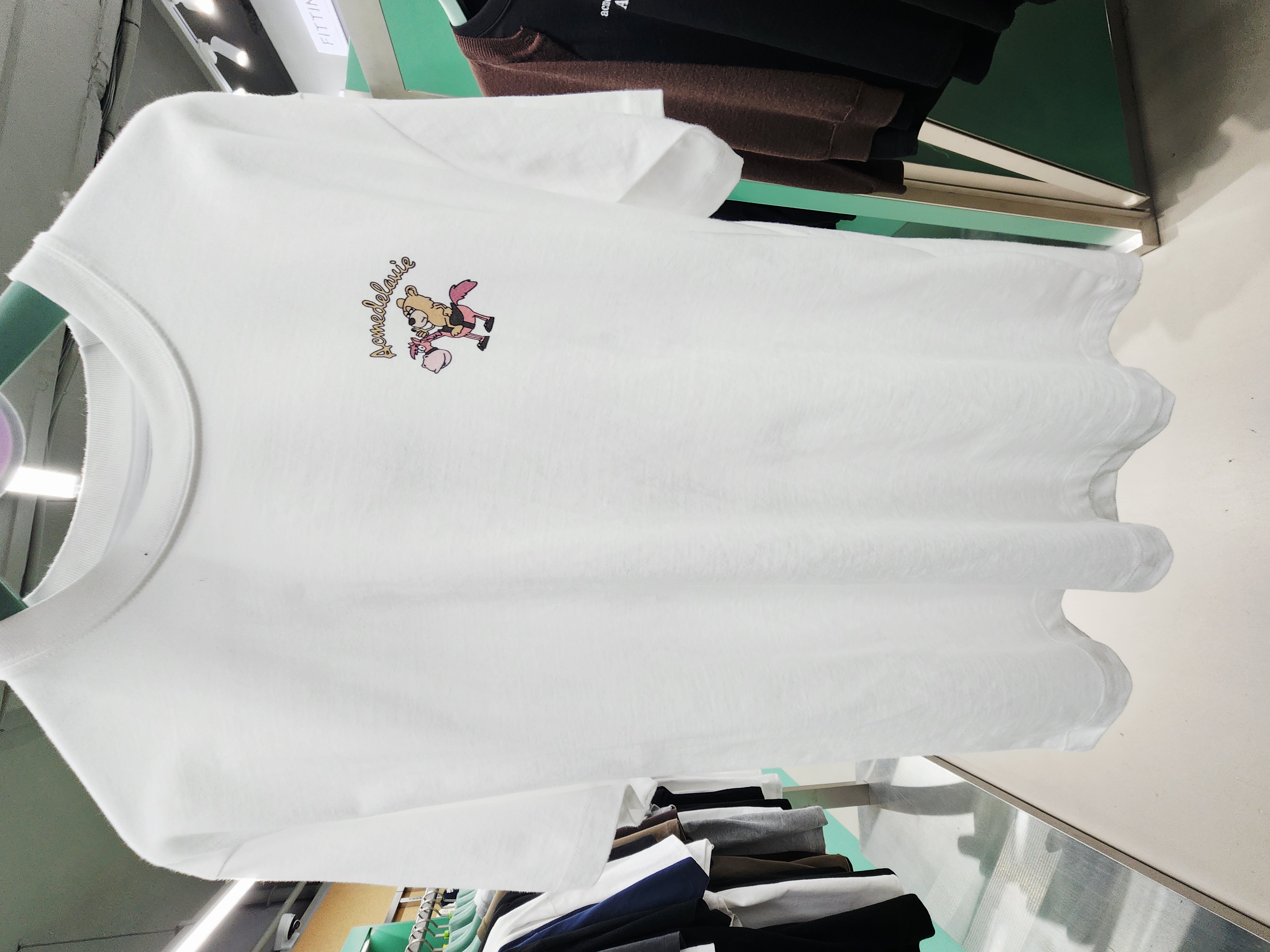 8311K WHITE TEE WITH BEAR ON HORSE