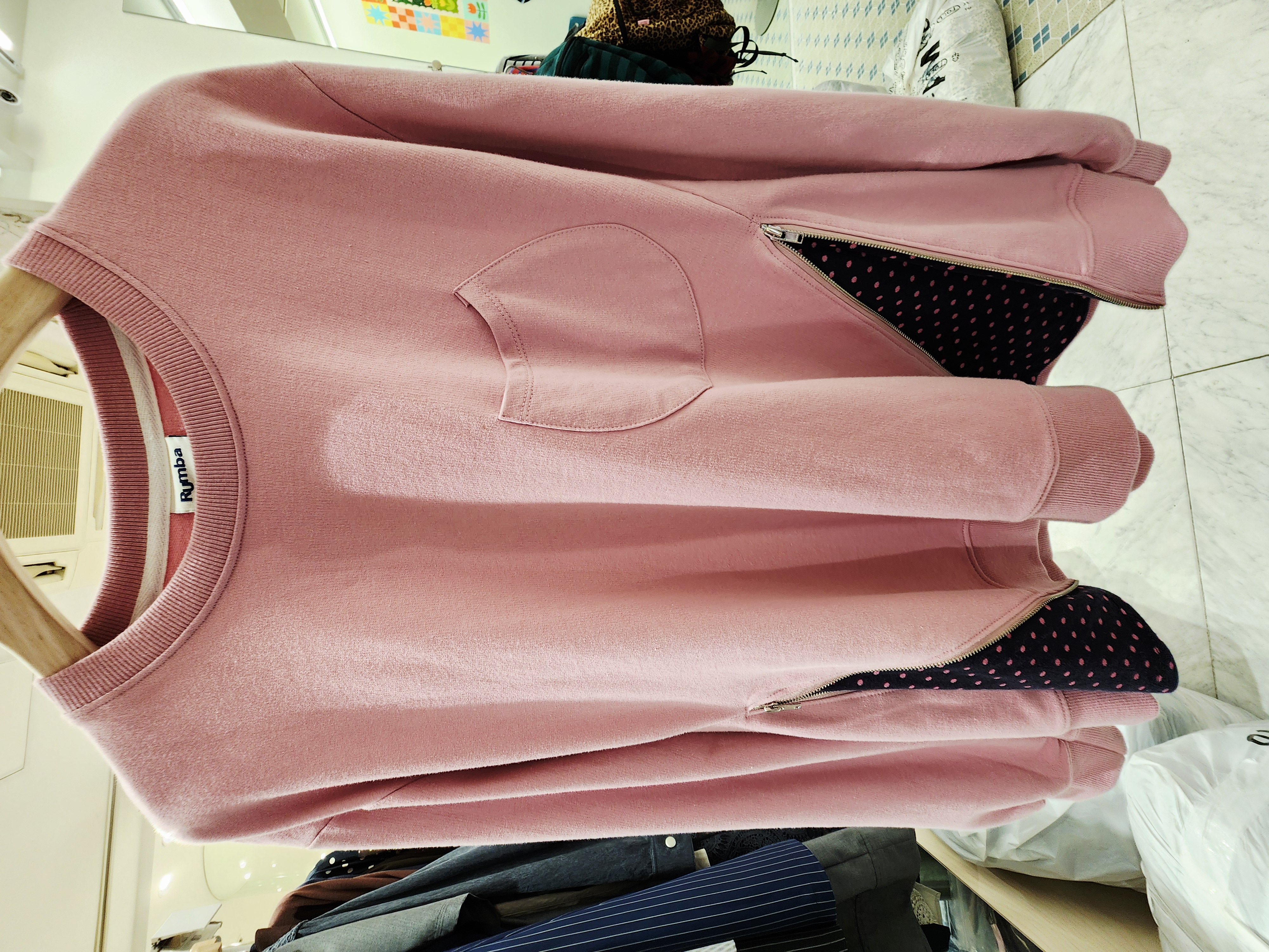1021T DUSTY PINK TOP WITH POCKET AND ZIPPERED HEM PANELS