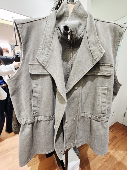 8471K KHAKI GREEN CASUAL, DENIM VEST, RELAXED FIT, with ZIP FRONT AND FLAP POCKETS