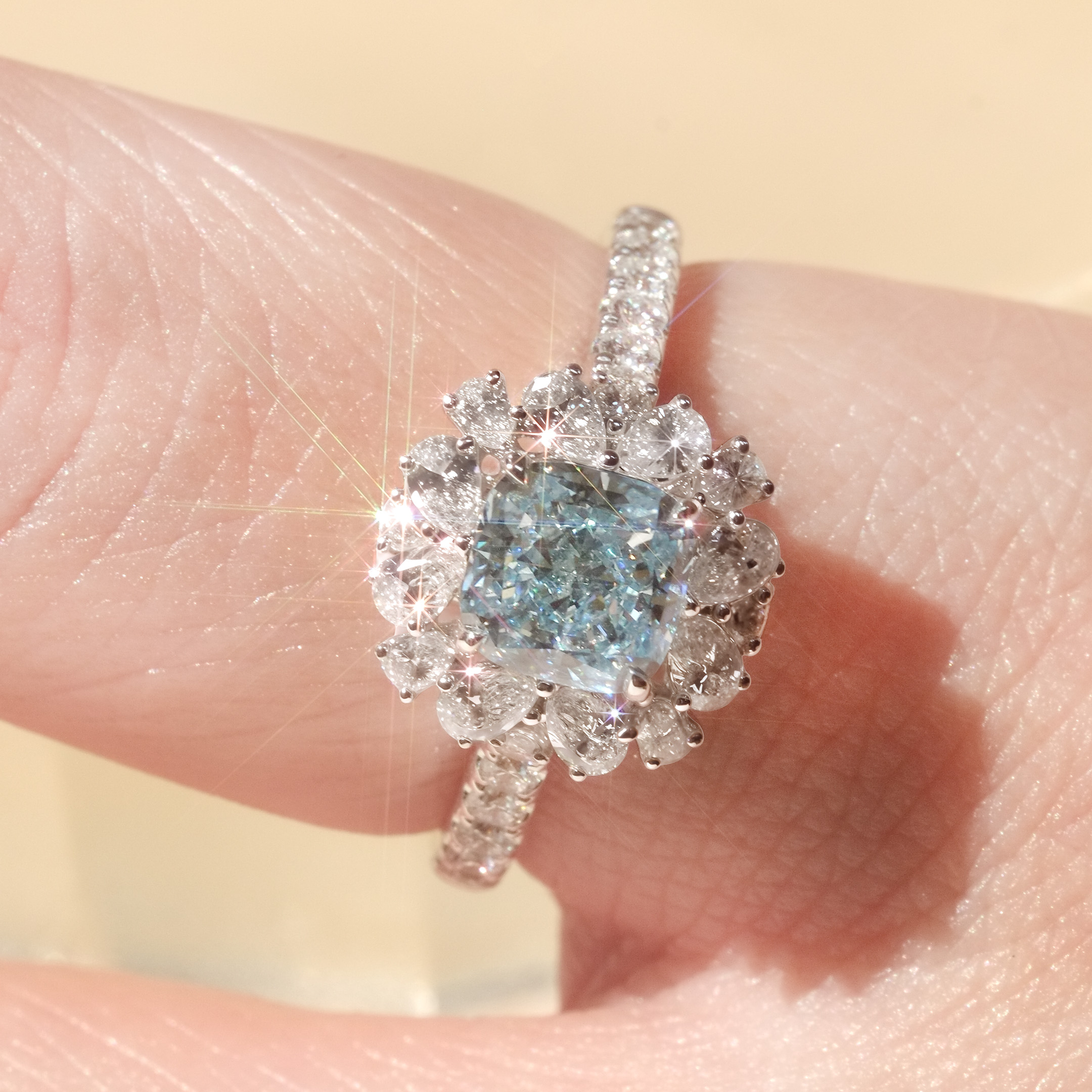 1.15ct VS1 枕形培育藍鑽18K白金戒指吊墜兩戴款 (附證書)