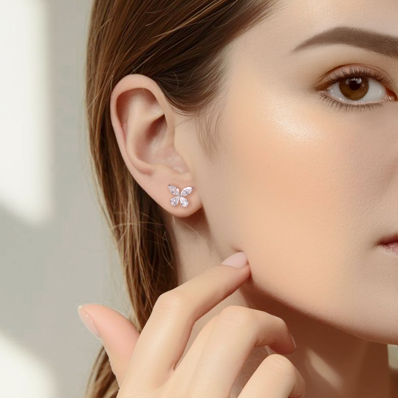 蝴蝶培育鑽石耳環