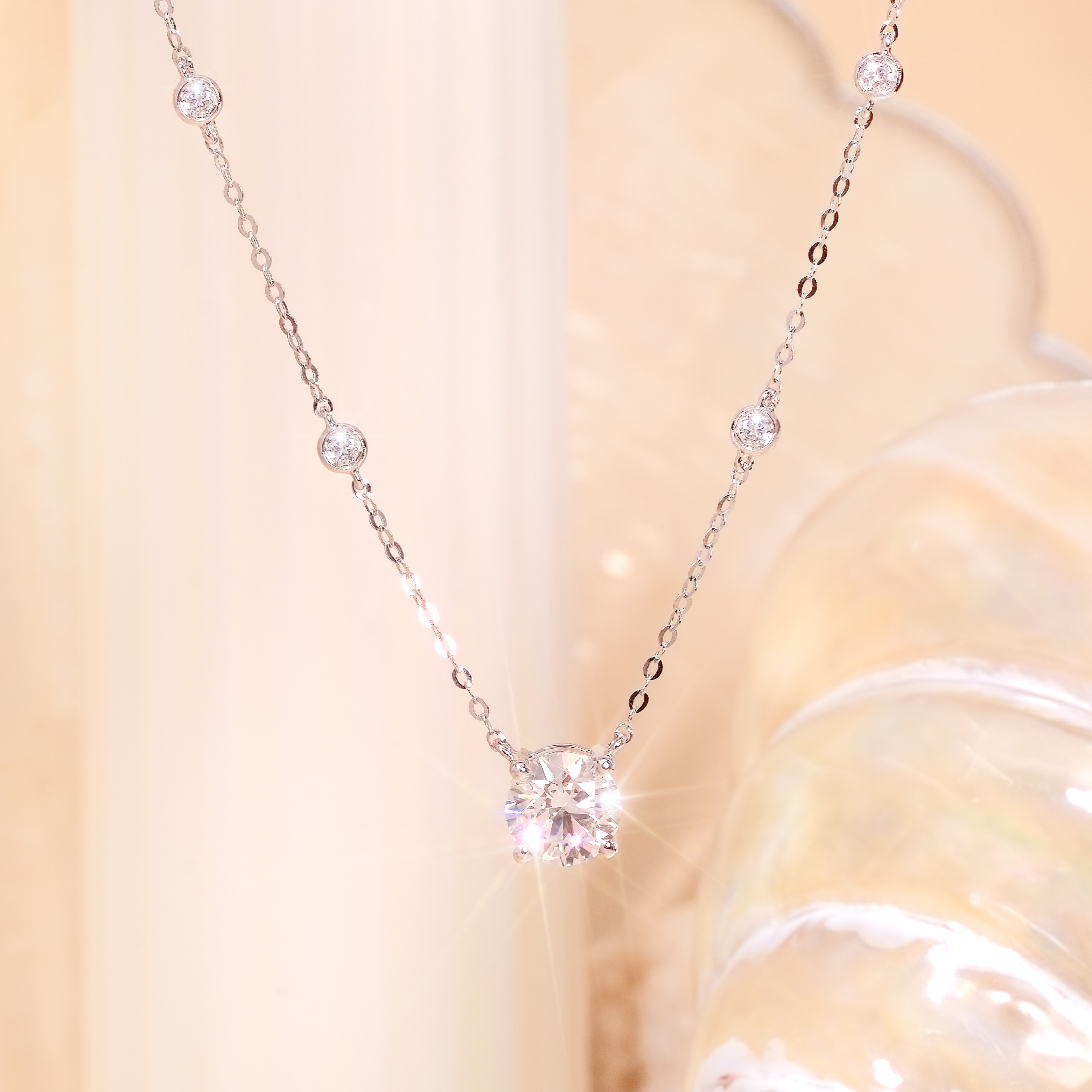 1卡圓形培育鑽石連18K水泡頸鏈 (附證書)