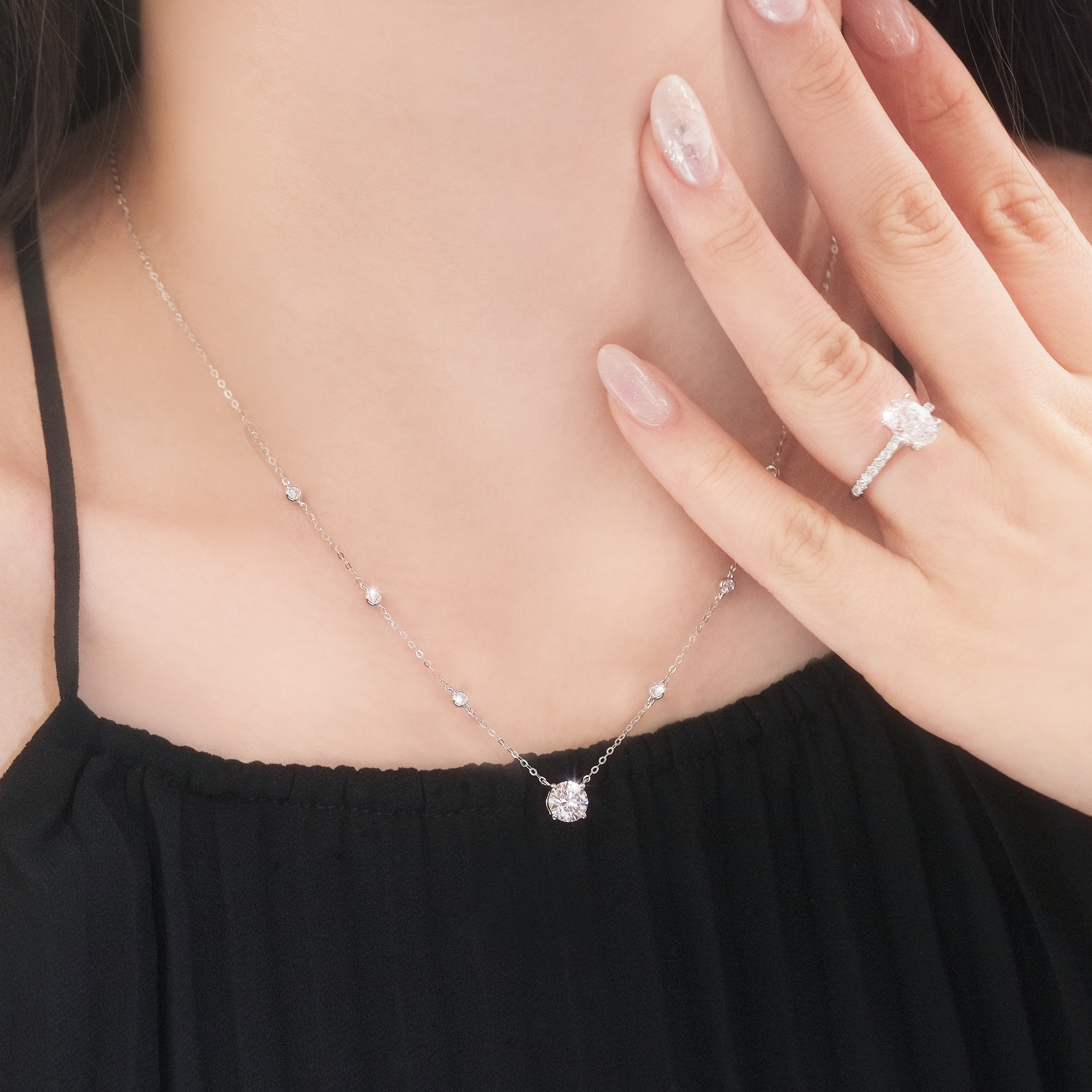 1卡圓形培育鑽石連18K水泡頸鏈 (附證書)