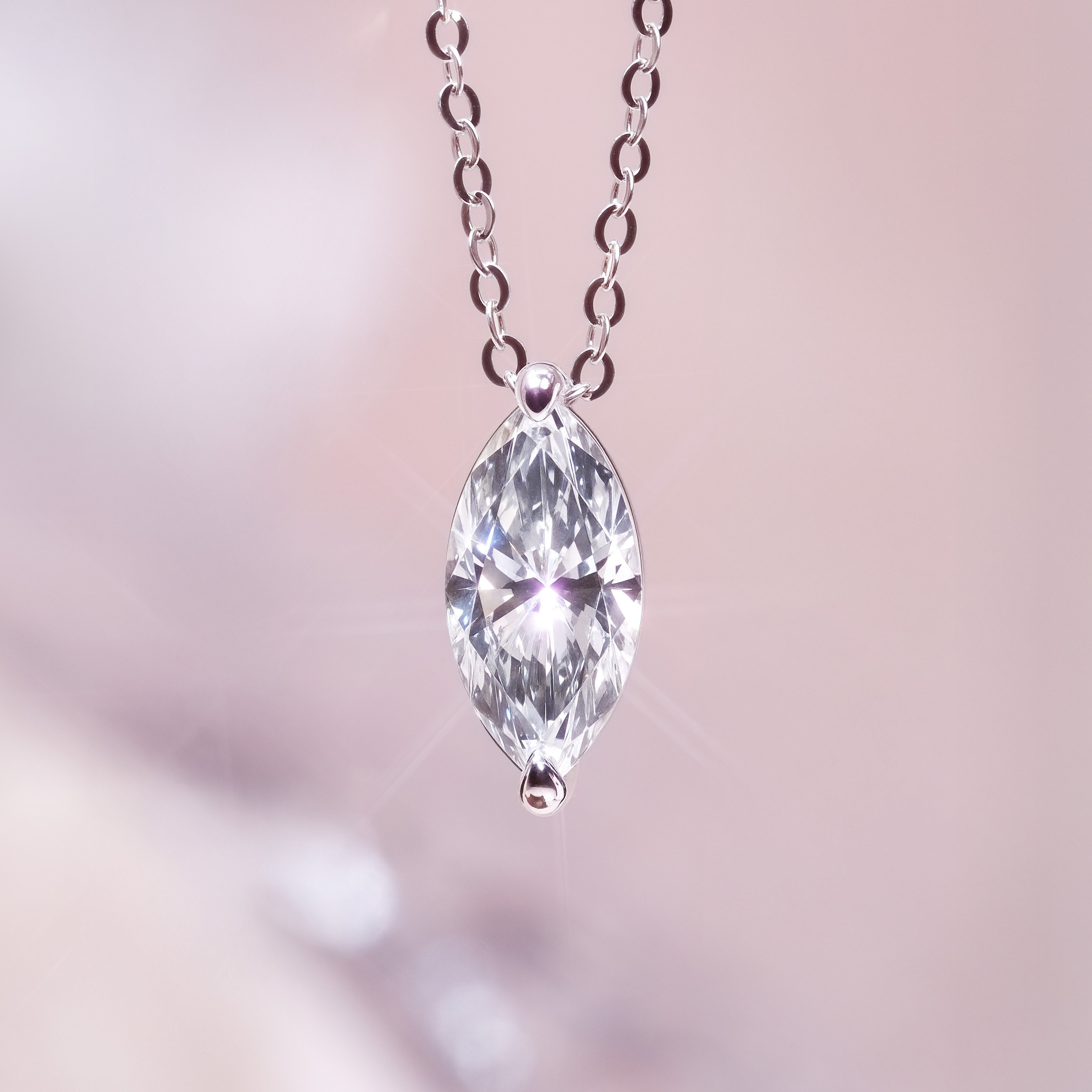 1卡馬眼形培育鑽石梗鑲頸鏈