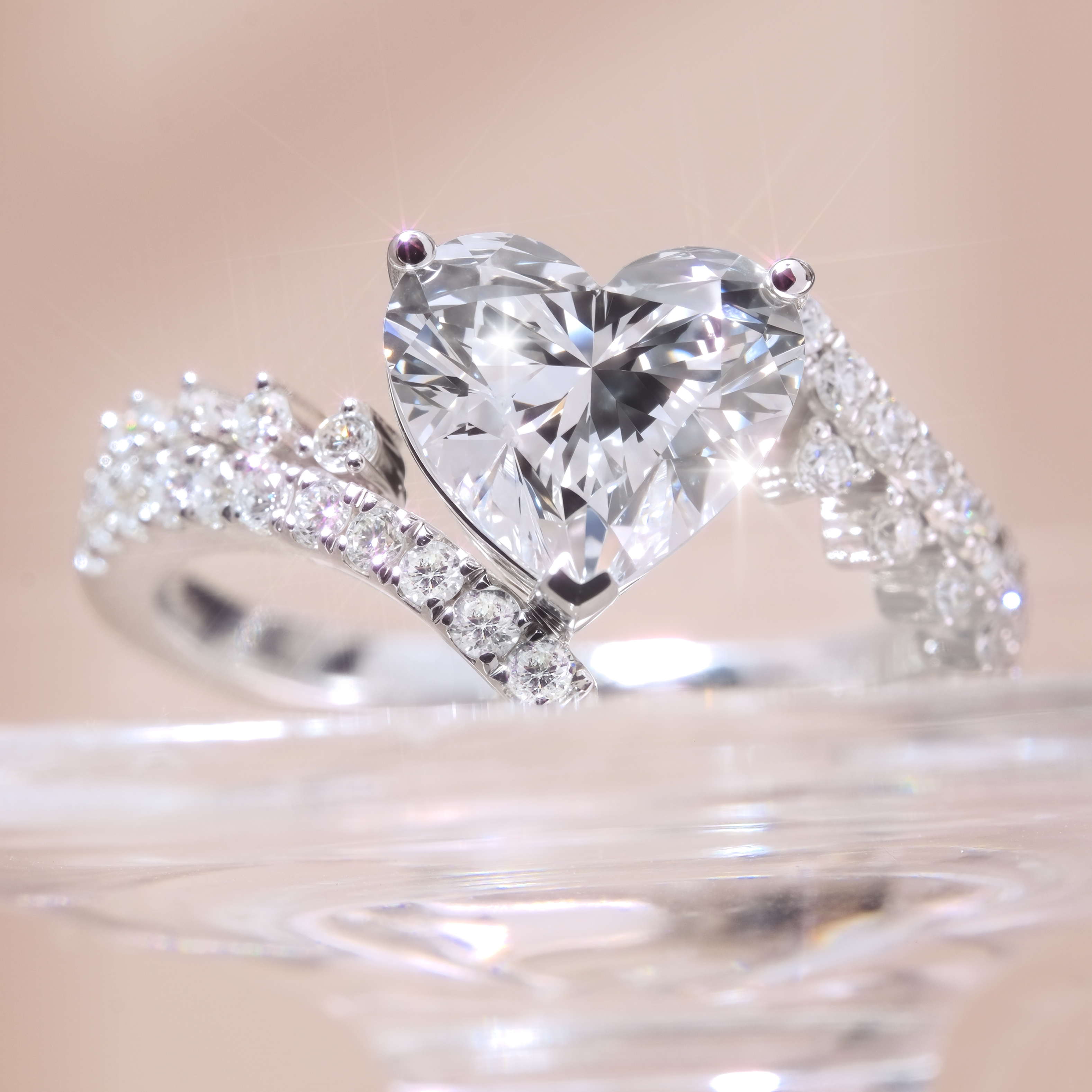 2.01ct D VVS2 心形培育鑽石18K白金戒指 (附證書)