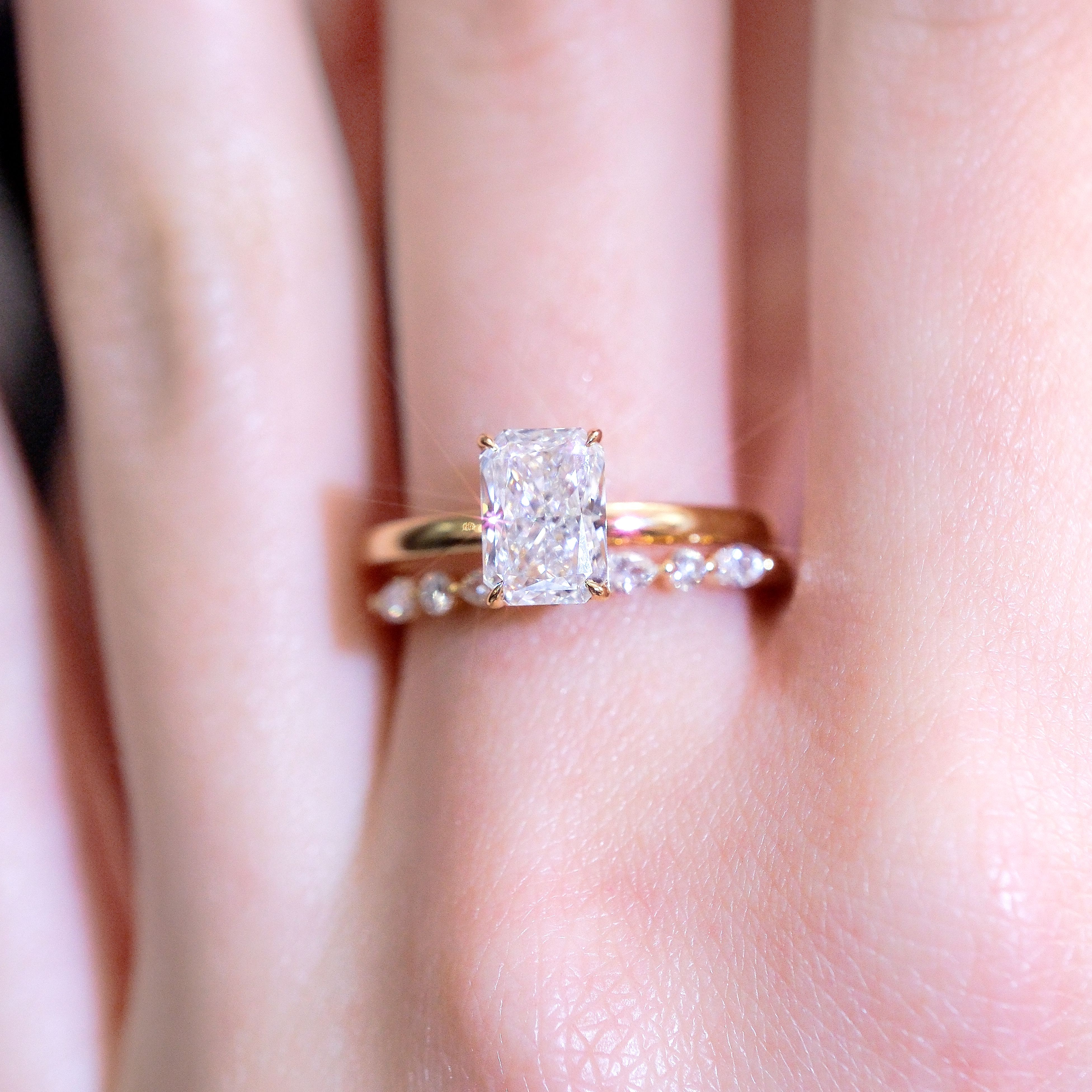 1.51ct D VVS2 雷地恩形 Radiant 培育鑽石18K黃金套裝戒指 (附IGI證書)