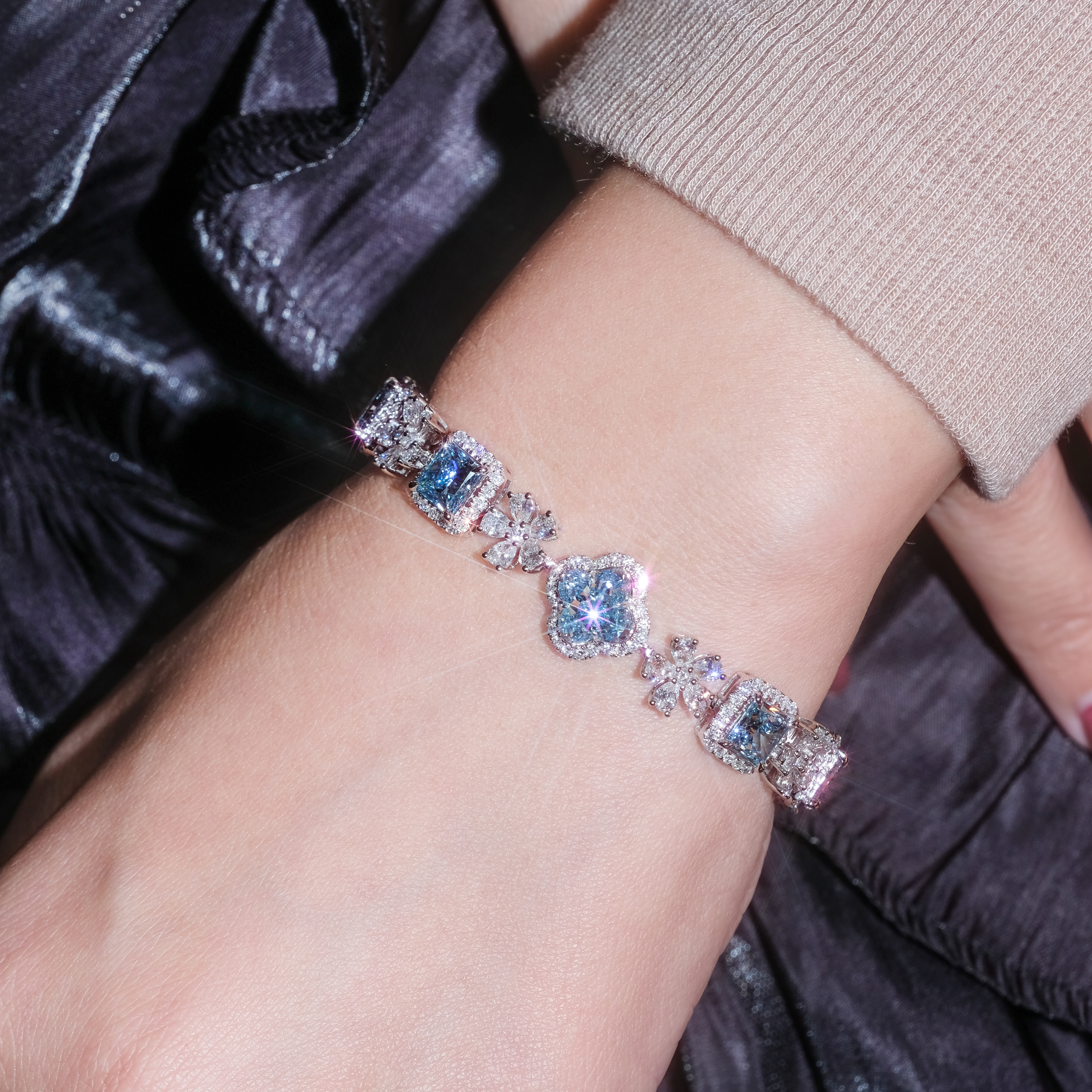 四葉草公主方形培育藍鑽18K白金手鏈