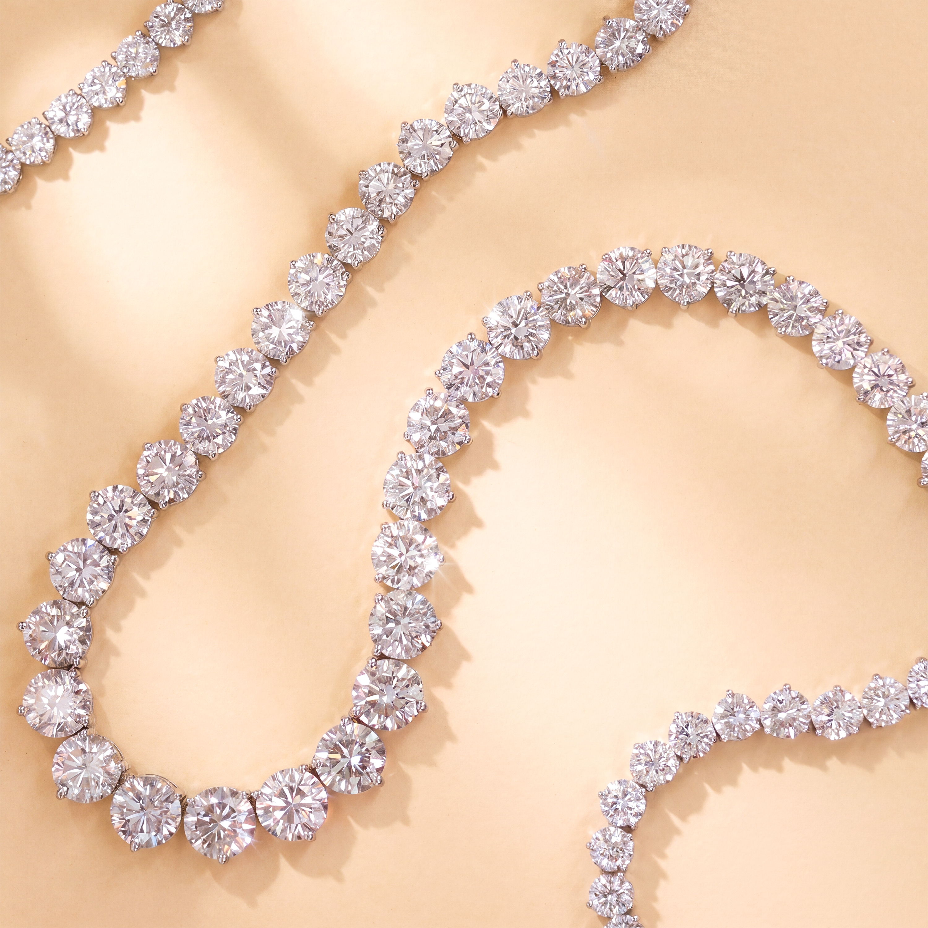 漸變三爪培育鑽石網球頸鏈 (PT750鉑金) (共 18.61 卡)