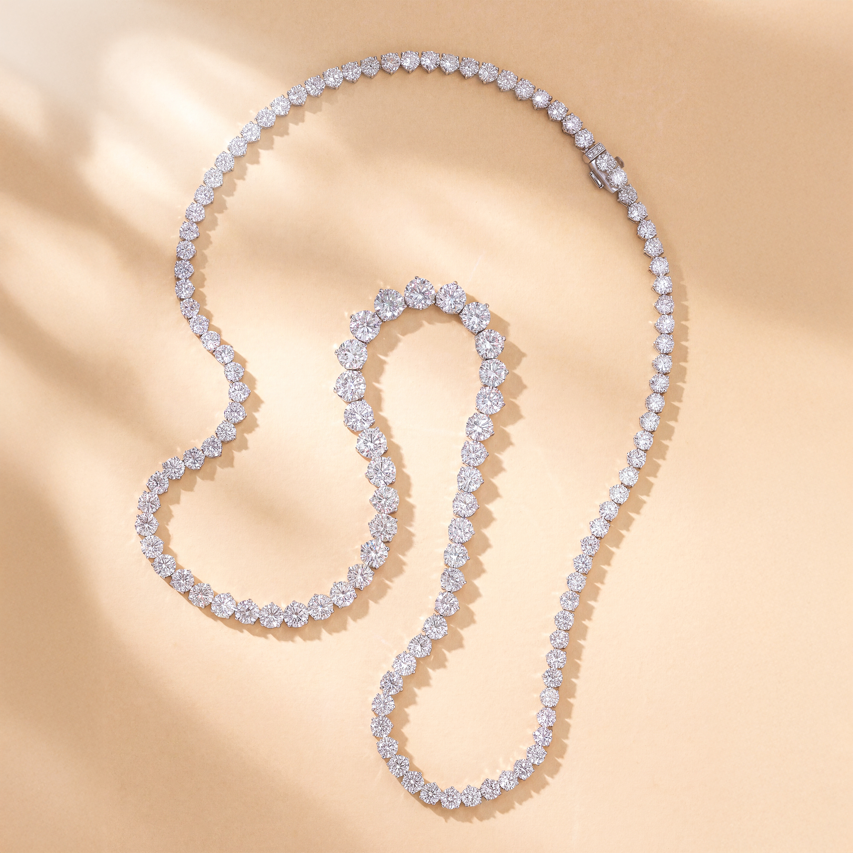 漸變三爪培育鑽石網球頸鏈 (PT750鉑金) (共 18.61 卡)