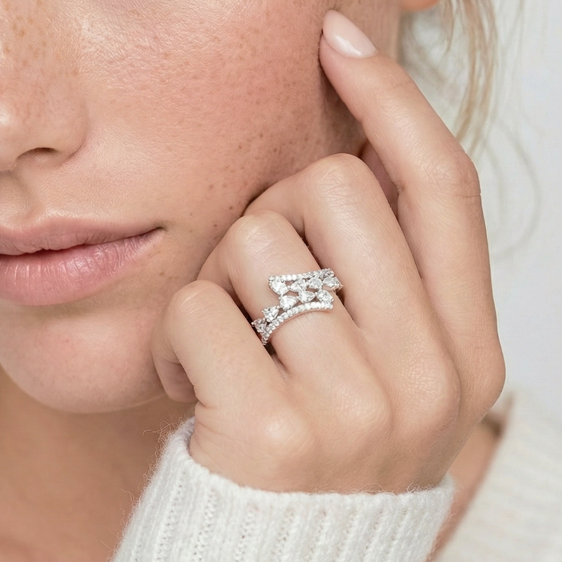 水滴流線形排鑽戒指