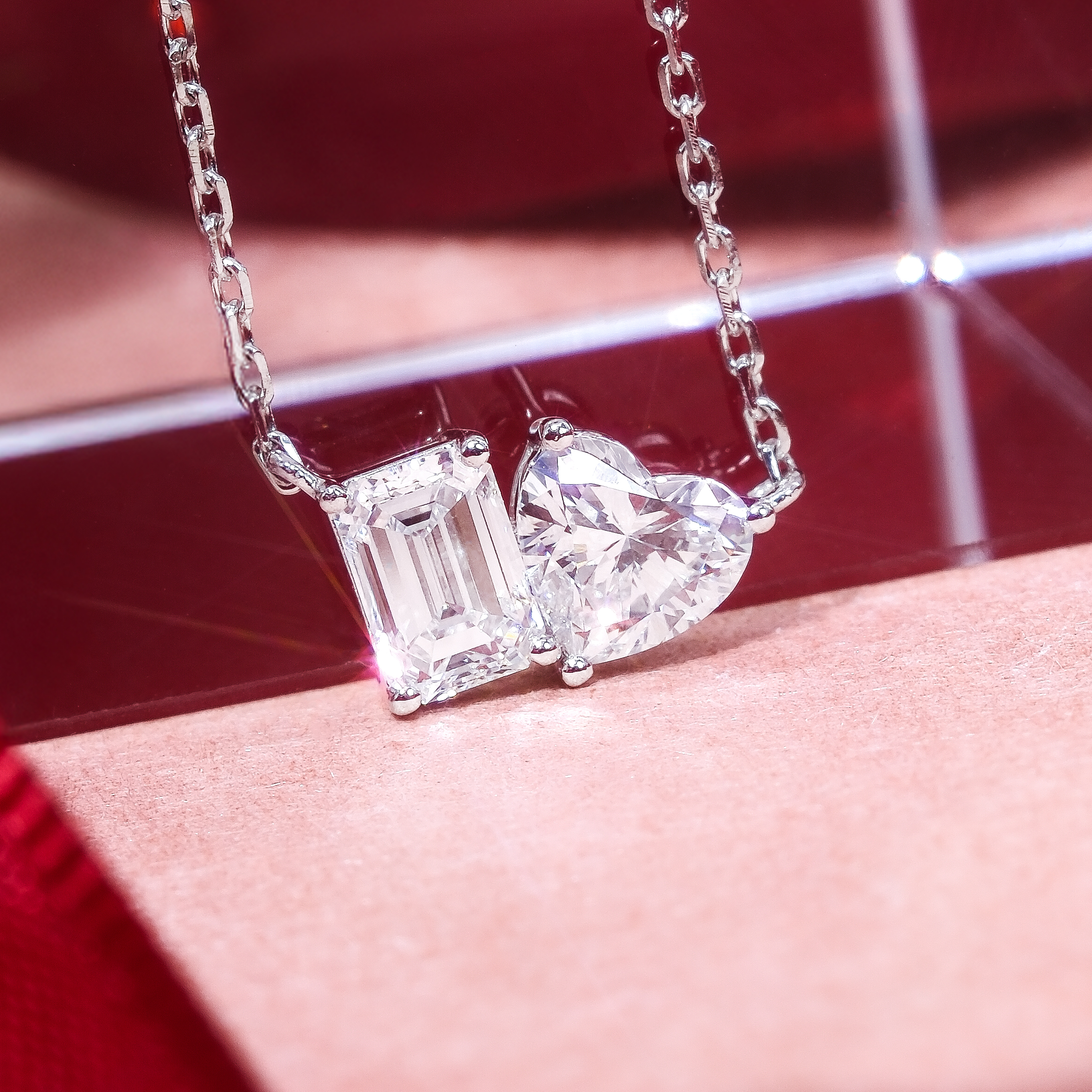 1.04ct Toi et Moi 鑽石頸鏈 (Emerald & Heart Cut) - PT950鉑金