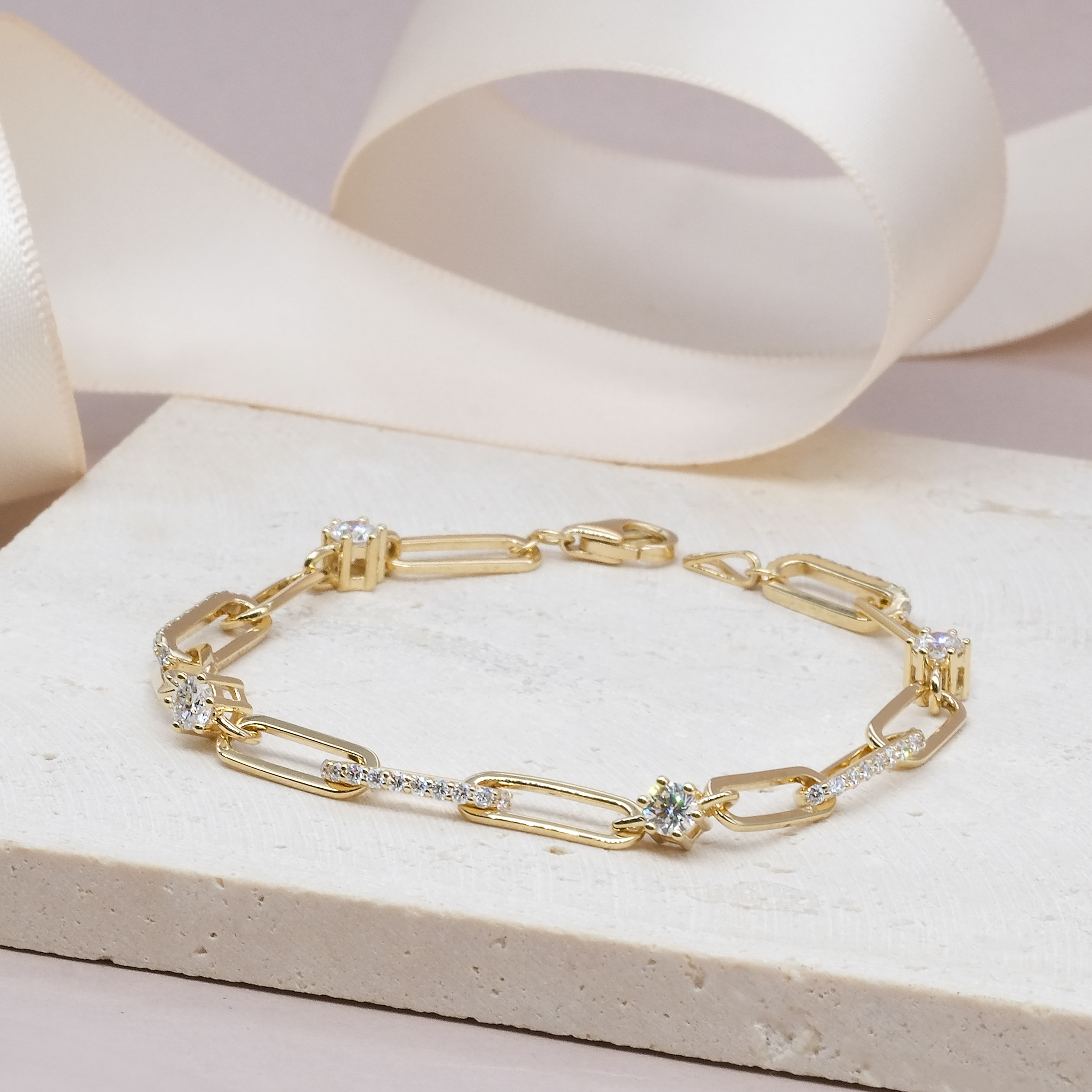 培育鑽石萬字夾手鏈