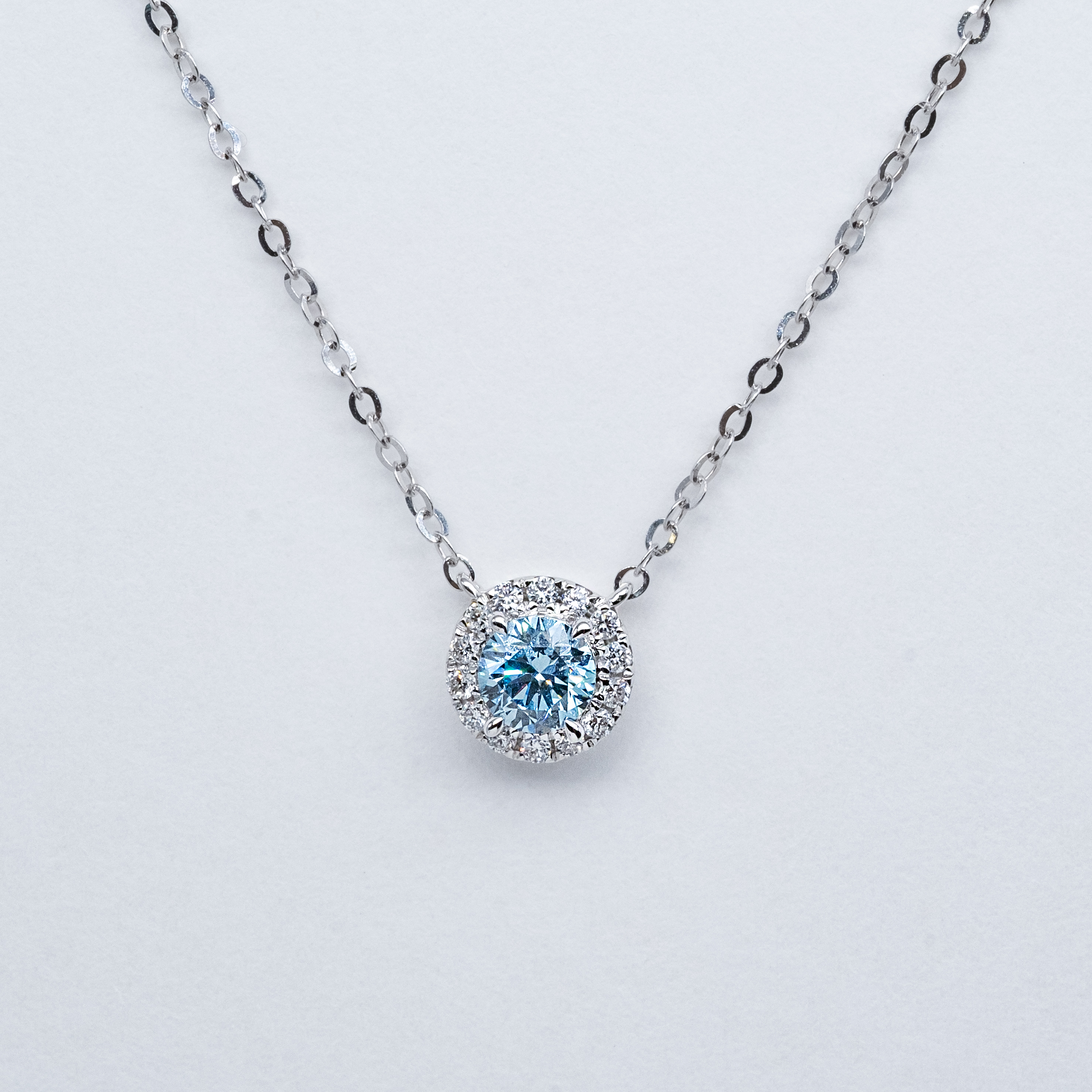 圍鑽圓形培育藍鑽頸鏈