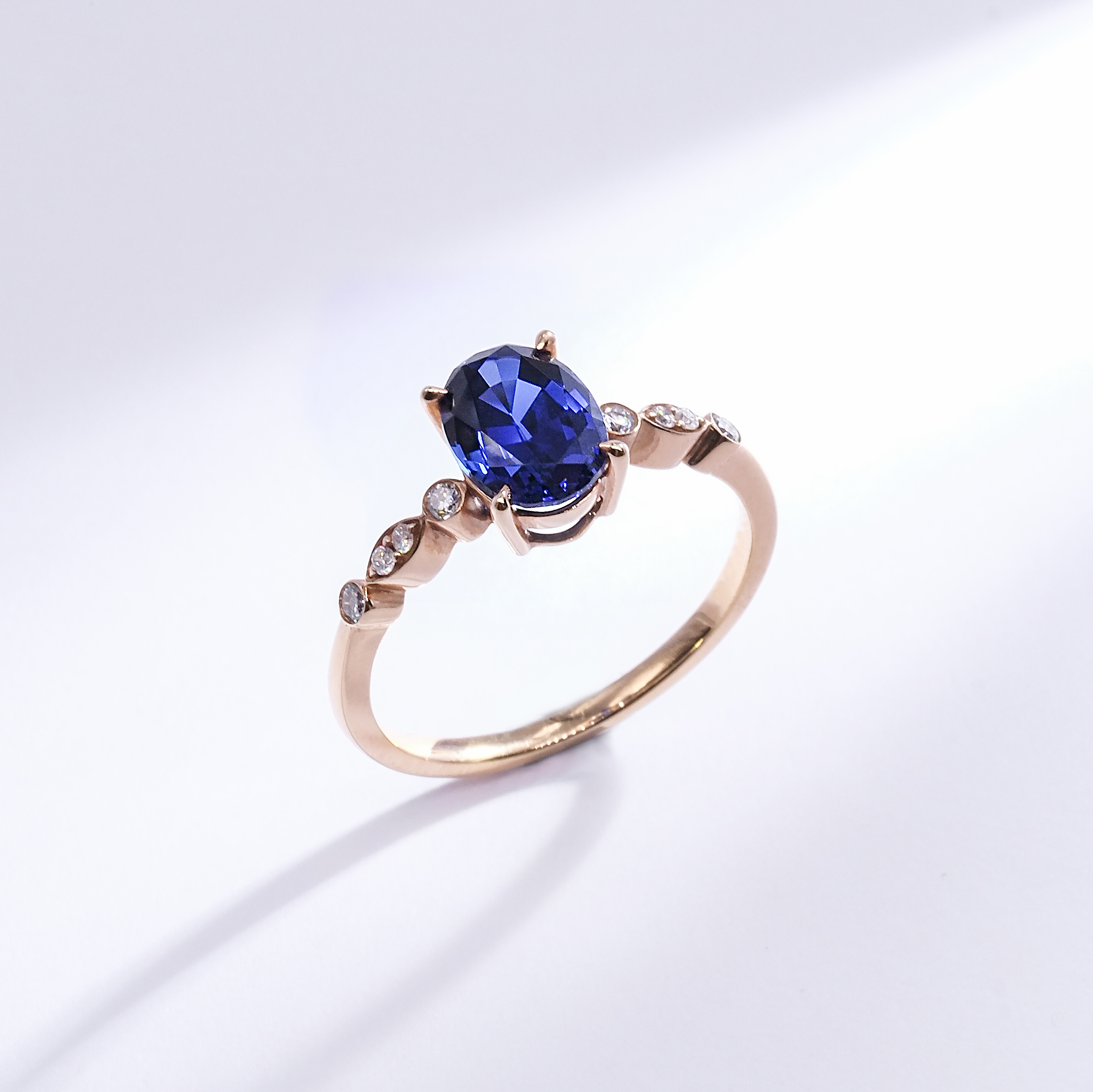 1.75ct 橢圓形藍寶石18K玫瑰金戒指 (附證書 517286324)