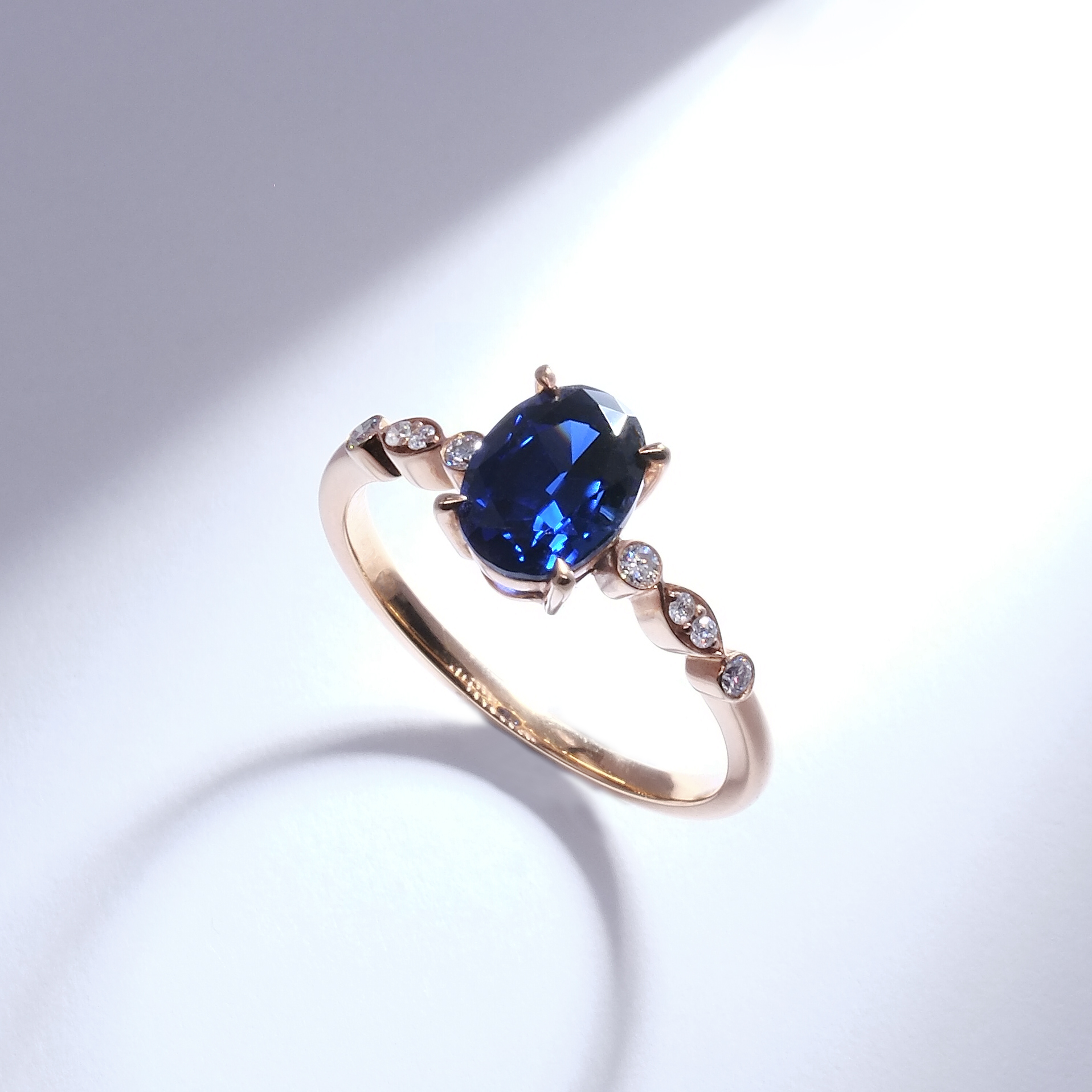 1.75ct 橢圓形藍寶石18K玫瑰金戒指 (附證書 517286324)