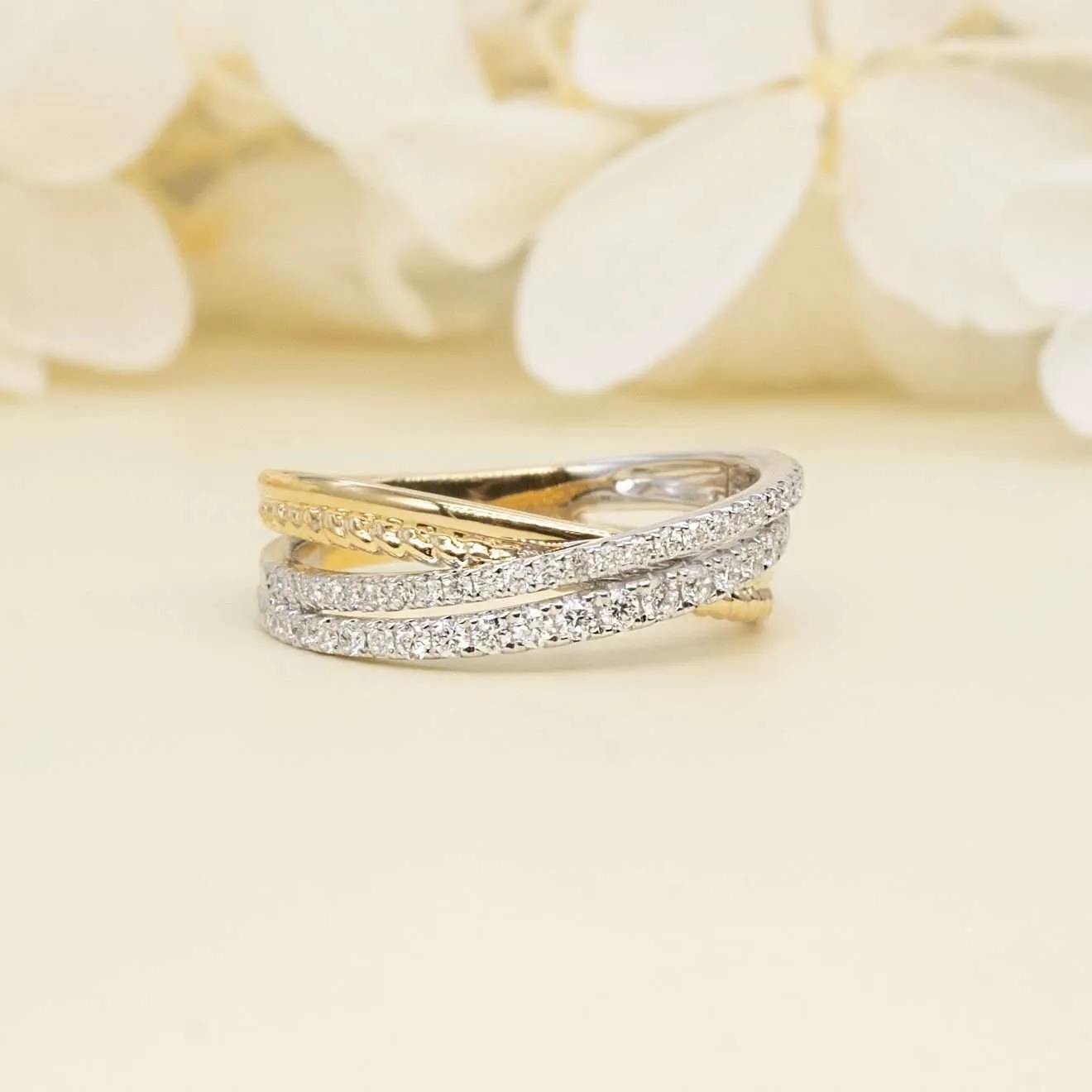 時尚交叉培育鑽石戒指