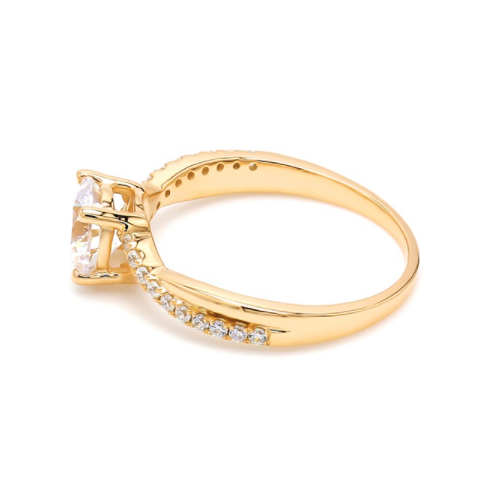 18k yellow gold 6 prong setting for custom engagement ring