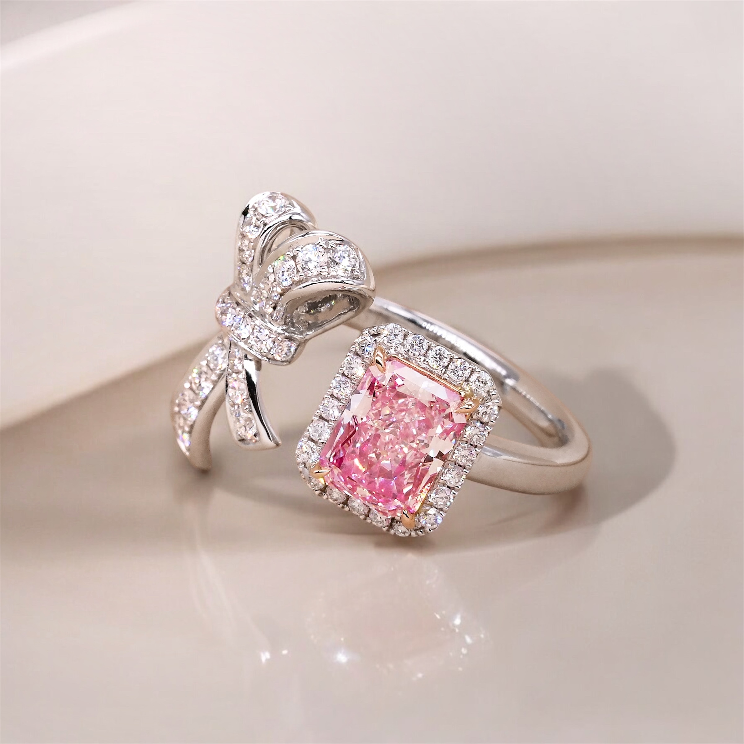 18K金培育粉鑽戒指-CVD實驗室鑽石-香港珠寶店