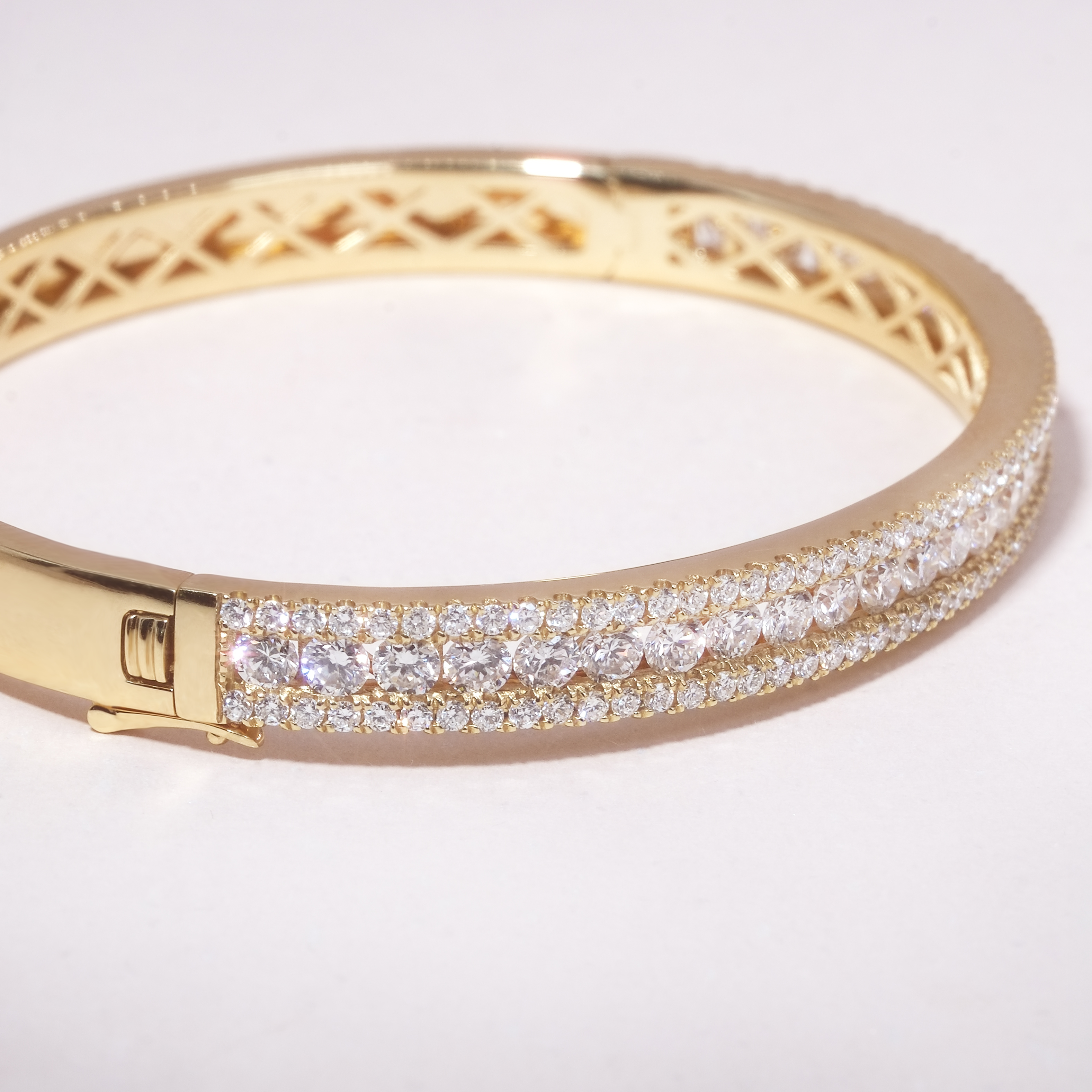 三排培育鑽石手鐲 (粗款)