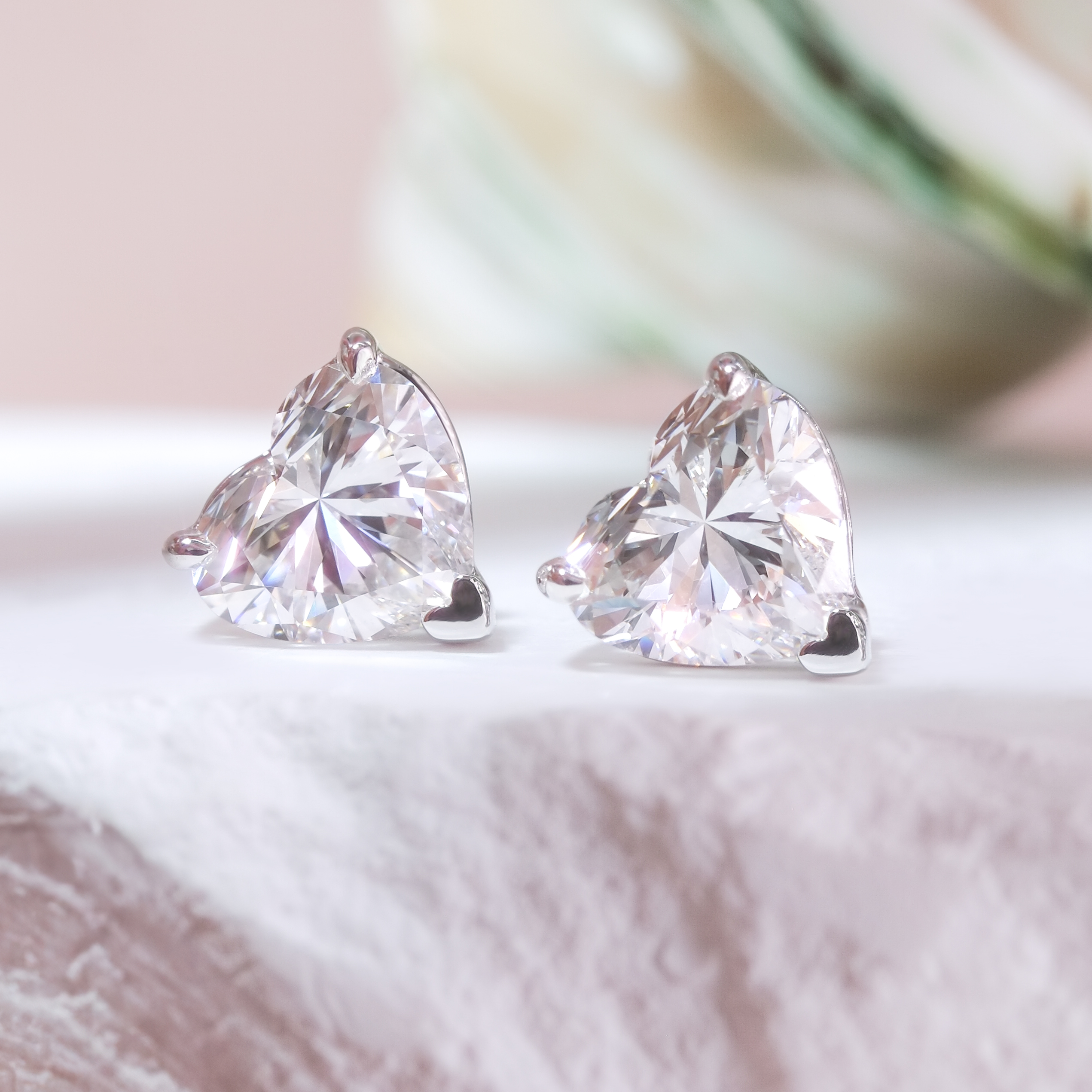 2克拉心形培育鑽石耳環 (每顆1ct) - D/E色 VS淨度 IGI證書 正面特寫
