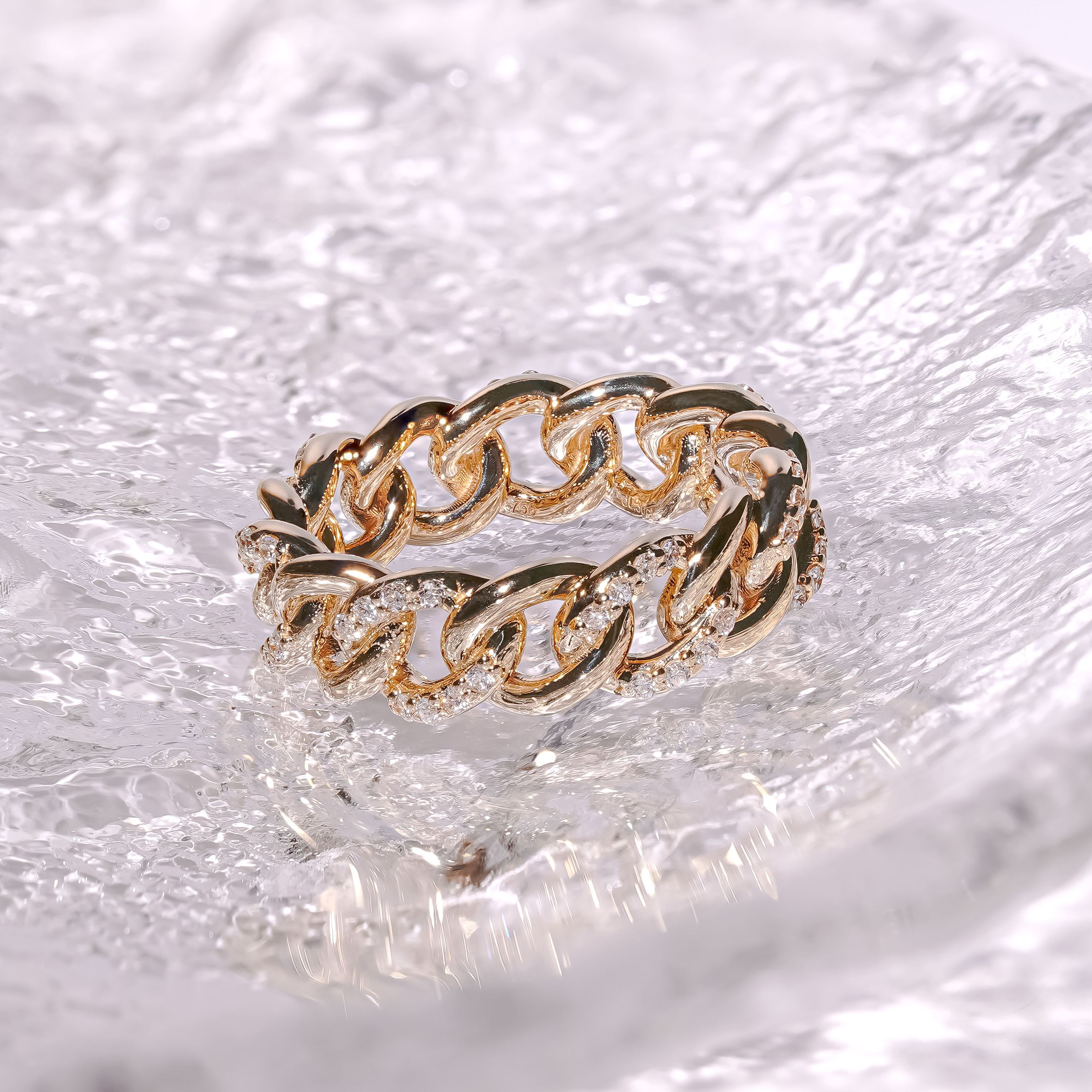 18k gold cuban link ring with pave diamonds, 5.5mm width.

