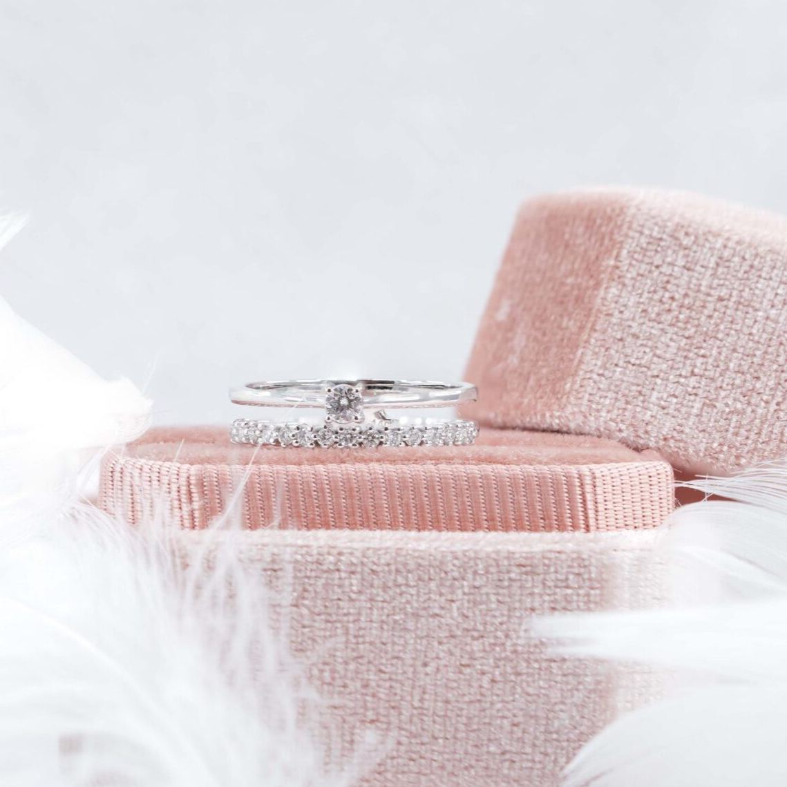 雙排圓形培育鑽石戒指