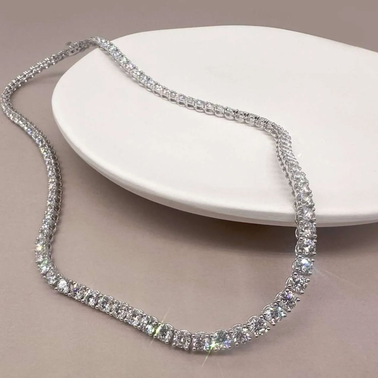 四爪培育鑽石網球頸鏈 (4mm)