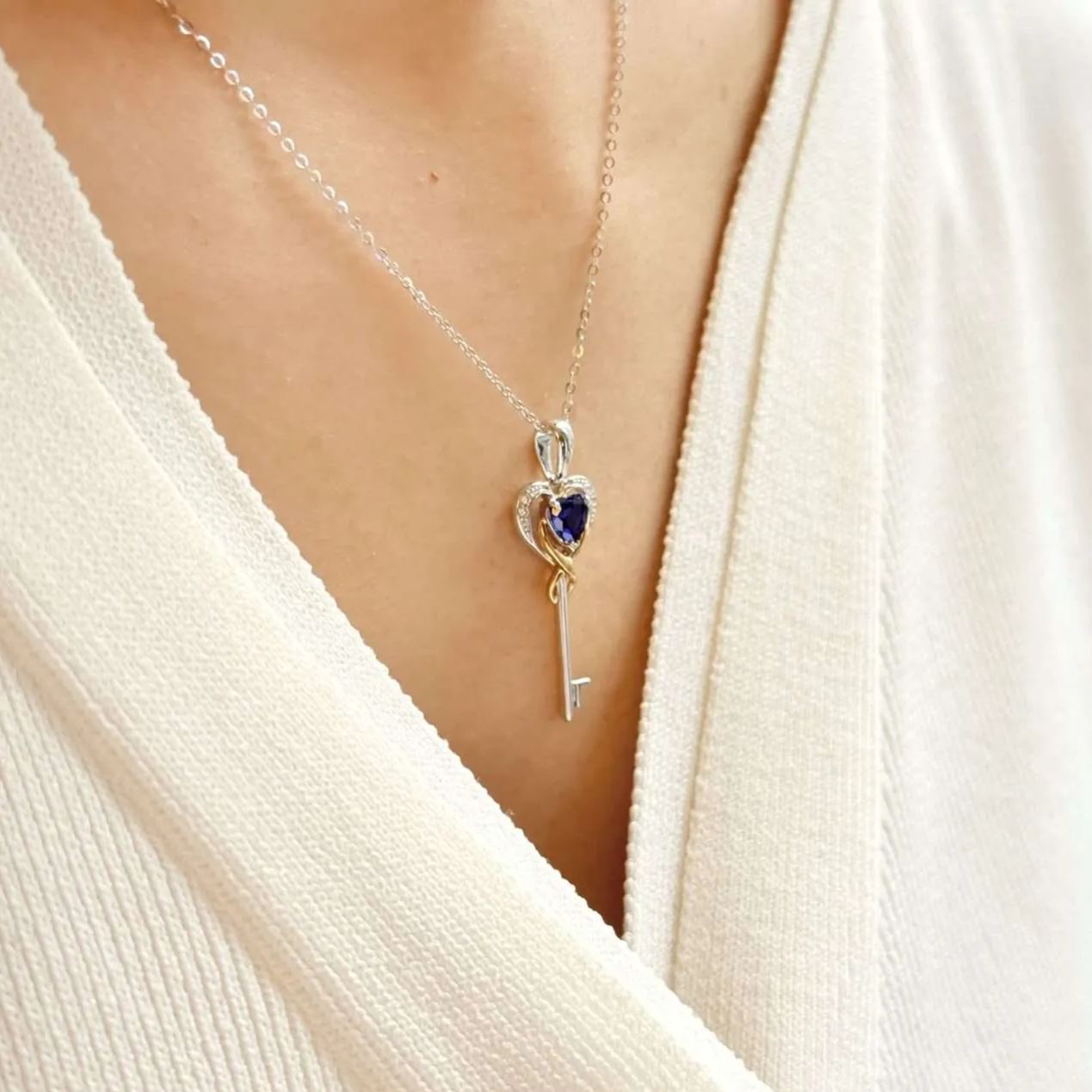 心形培育寶石愛心之匙吊墜連18K頸鏈