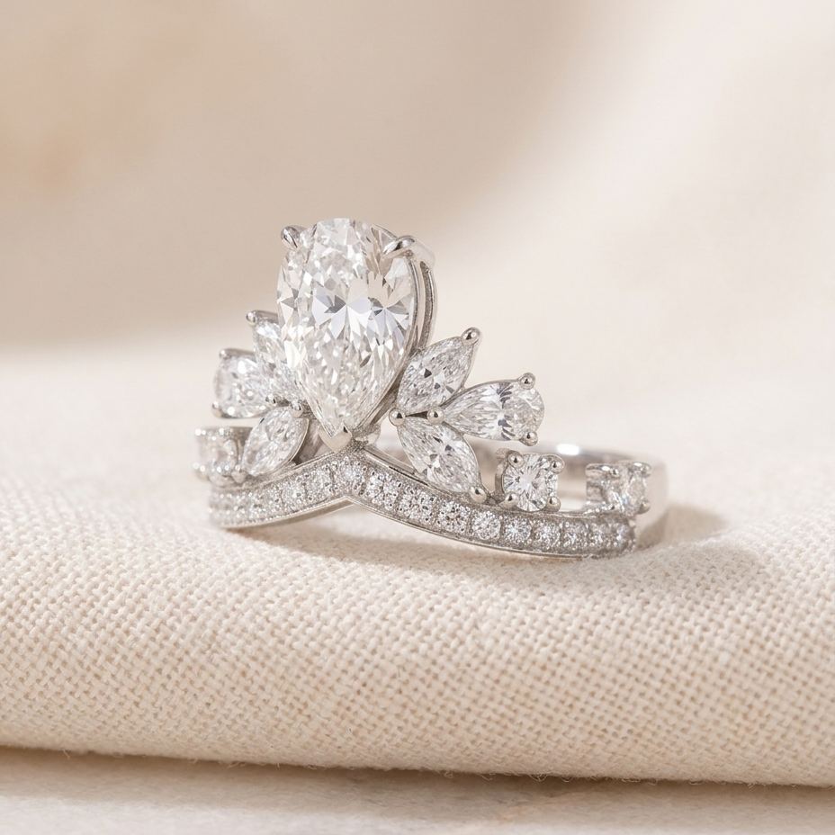 1.50ct E VVS2 梨形培育鑽石皇冠微鑲18K白金戒指 (附IGI證書)