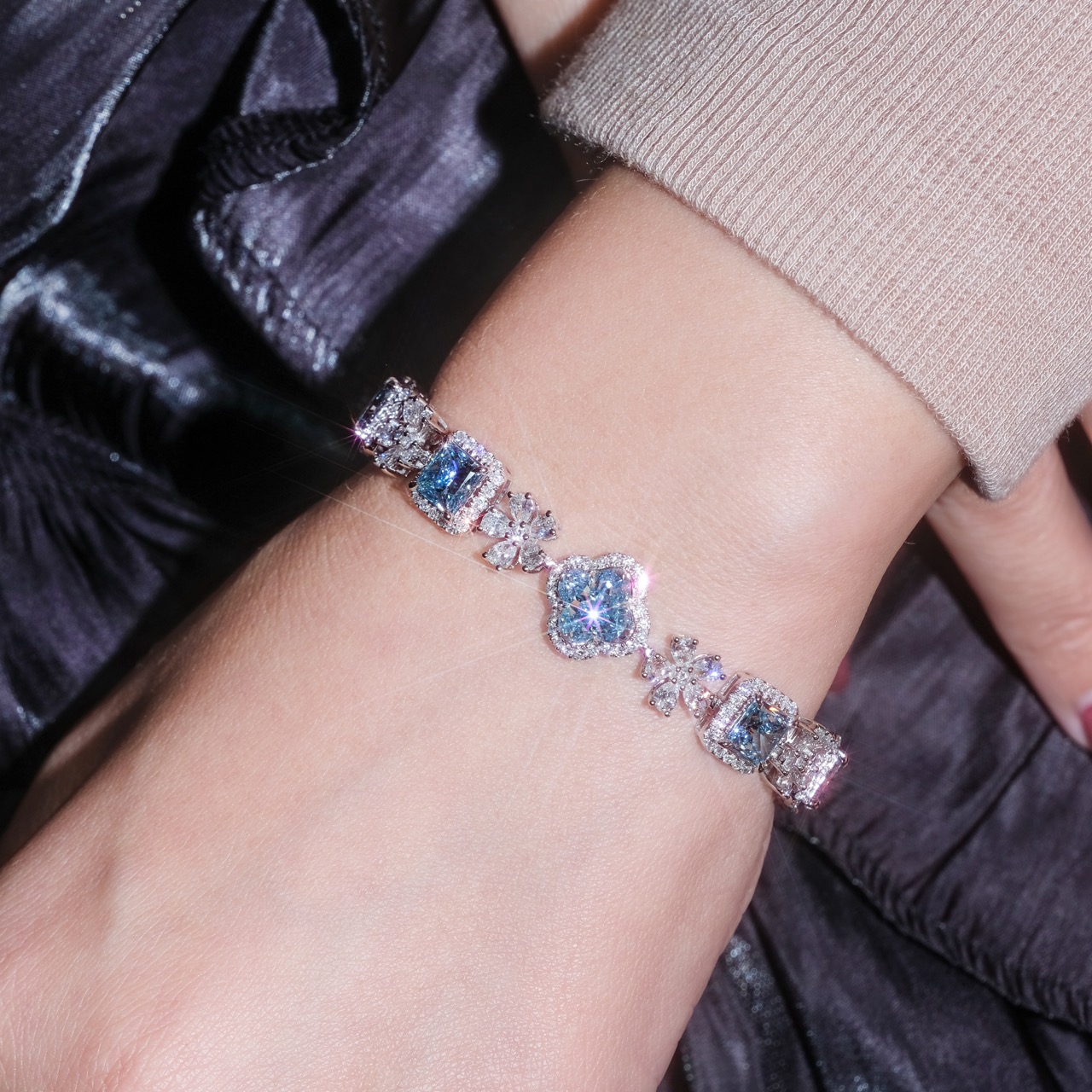 四葉草公主方形培育藍鑽18K白金手鏈