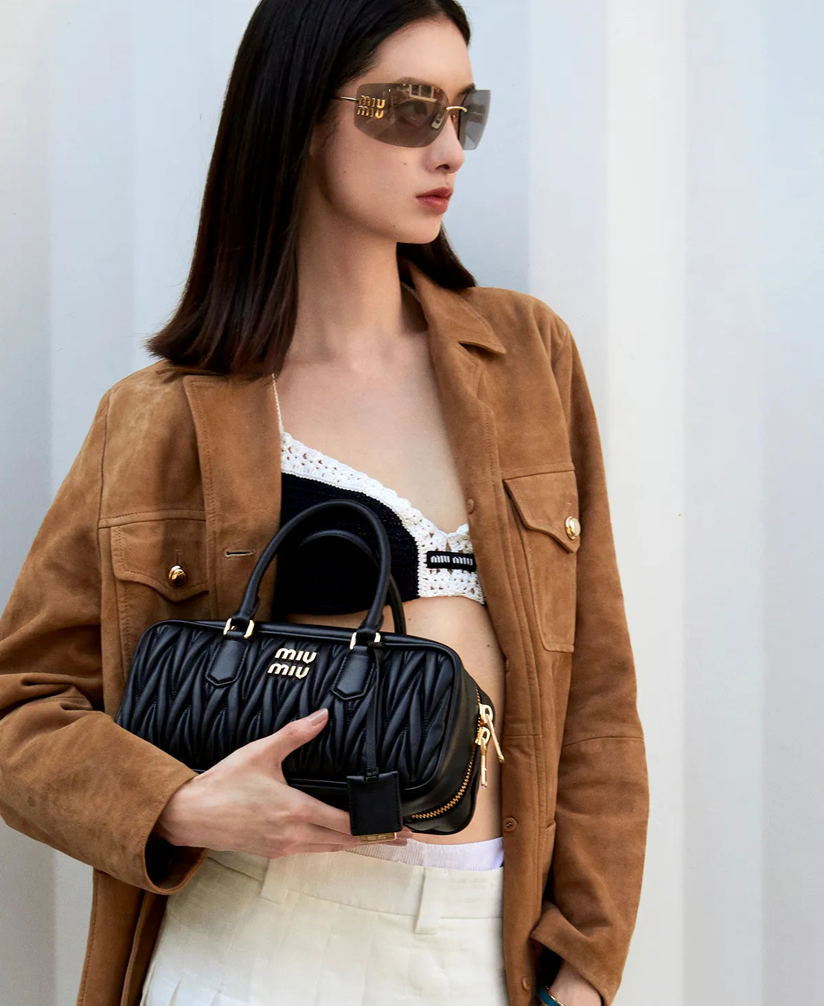 ミュウミュウ公式通販】服 & アクセサリー｜MIU MIU公式サイト