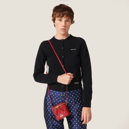 マトラッセ ナッパレザー マイクロバッグ