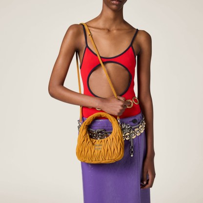 ワンダー マテラッセスエード バッグ スモール