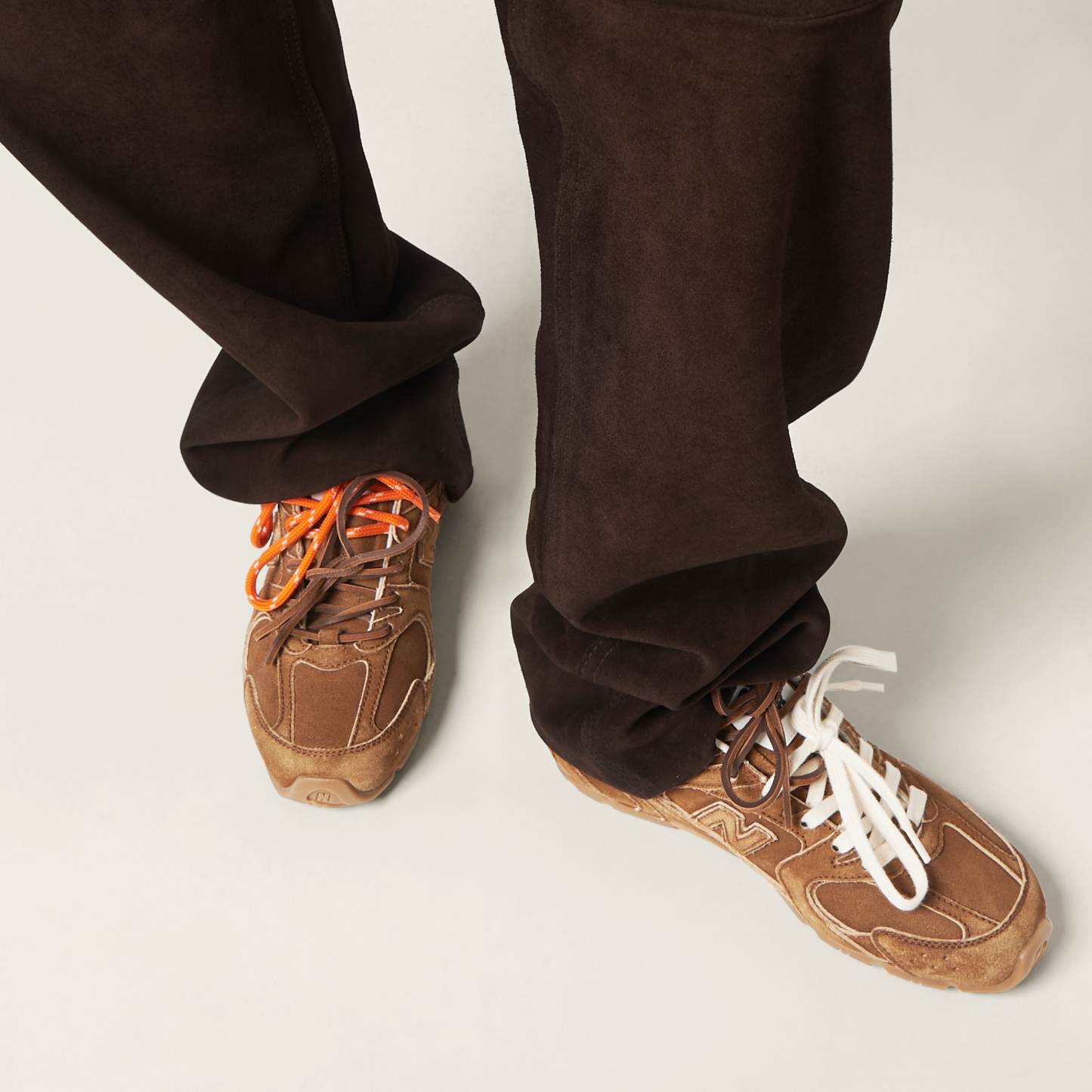 NewBalance x MiuMiu 530 SLスエードxメッシュスニーカー ベージュ New Balance X Miu Miu 530 Sl スエードxメッシュ スニーカー