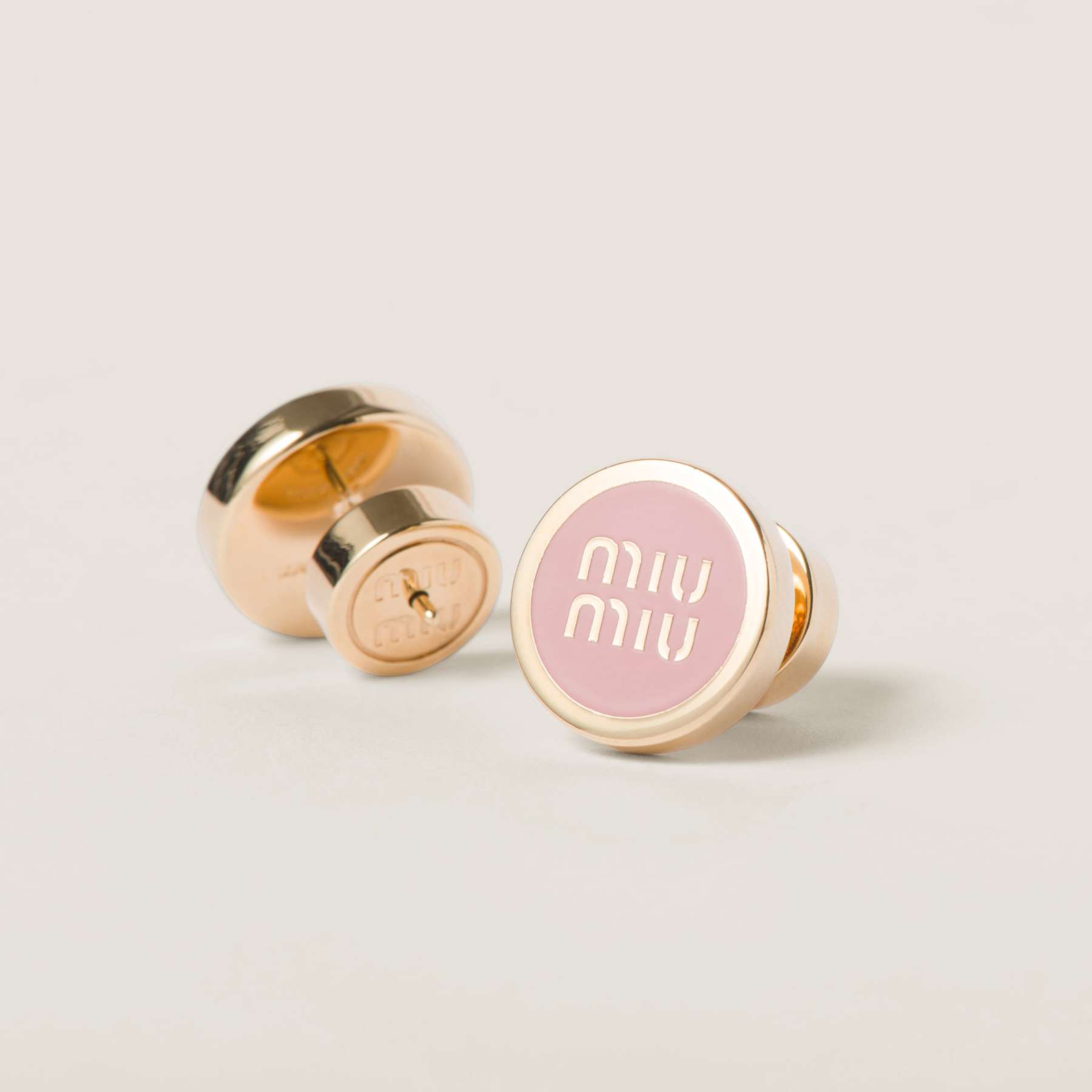 エナメルメタル ピアス