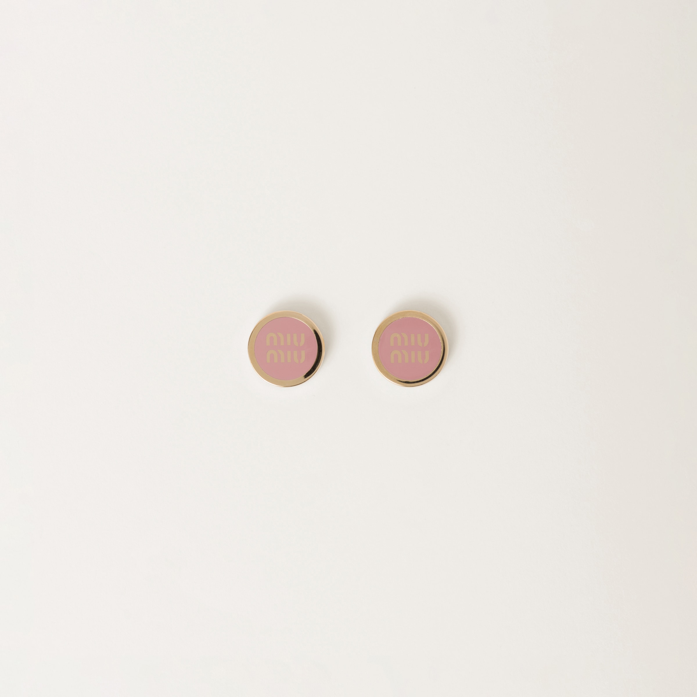 エナメルメタル ピアス