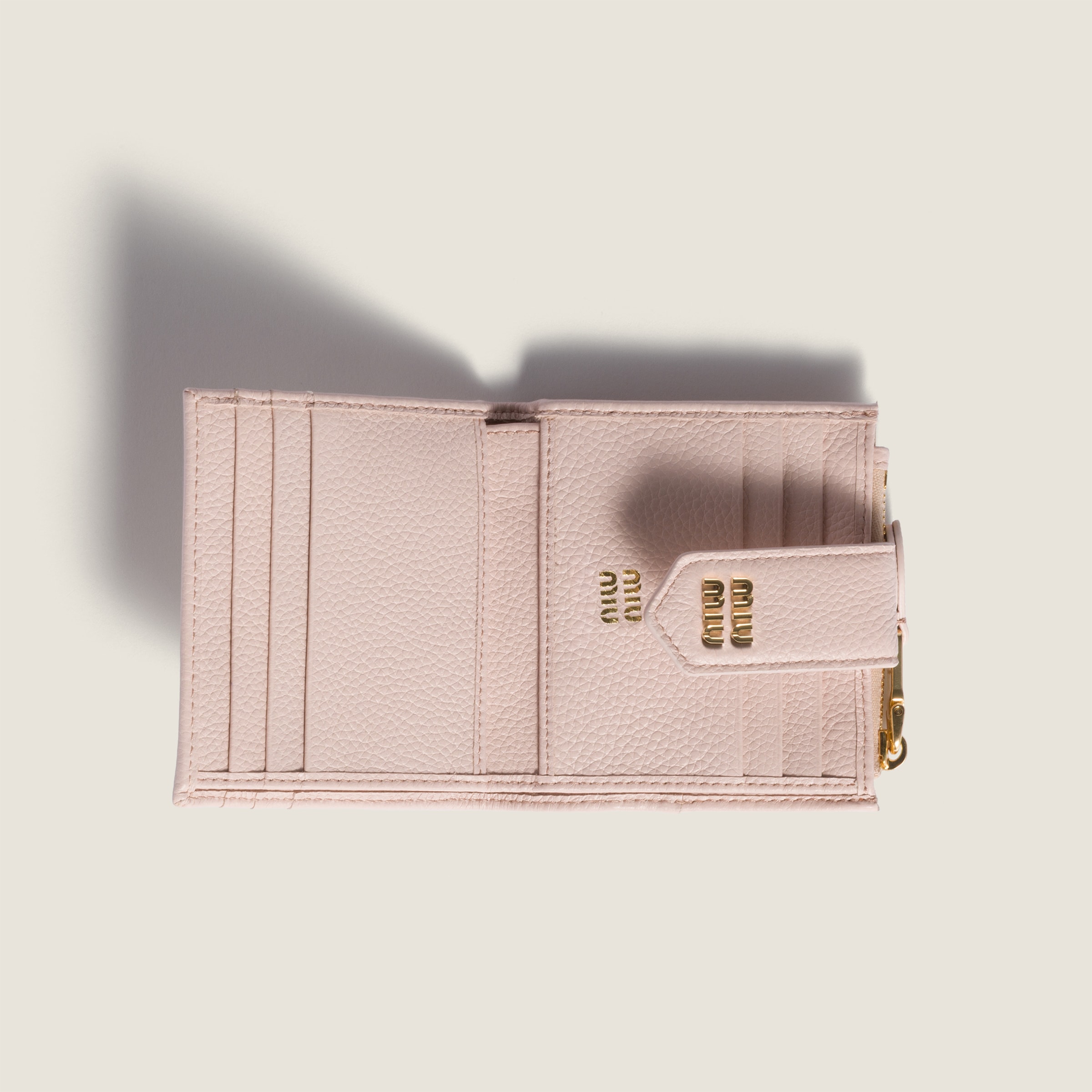 ミュウミュウ(MIU MIU) レザー 財布 カラー: ジェム – MIU MIU ミュウミュウ(MIU MIU) レザー 財布 カラー: ジェム – MIU MIU