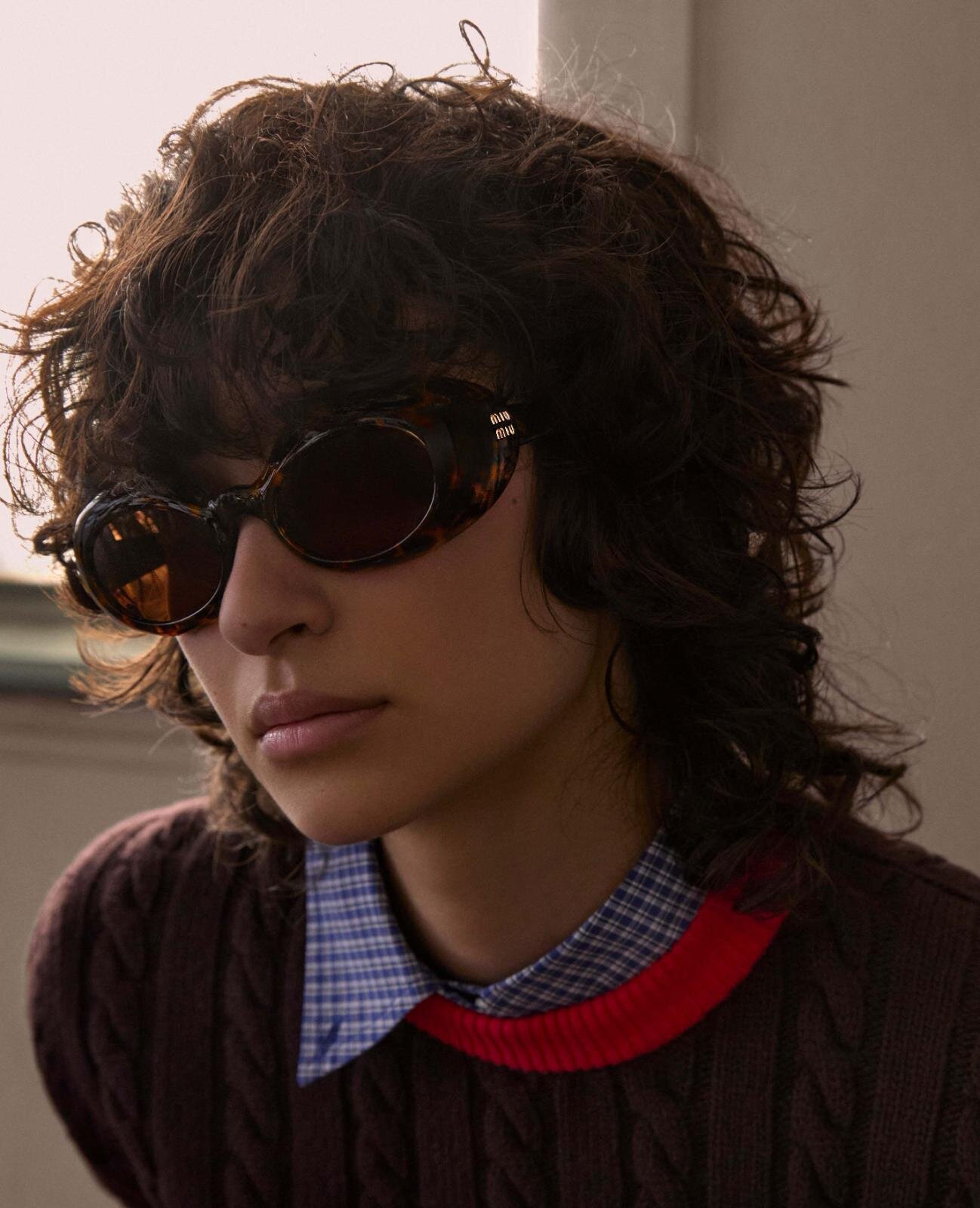 ミュウミュウ(MIU MIU)は、新作ウィメンズサングラス