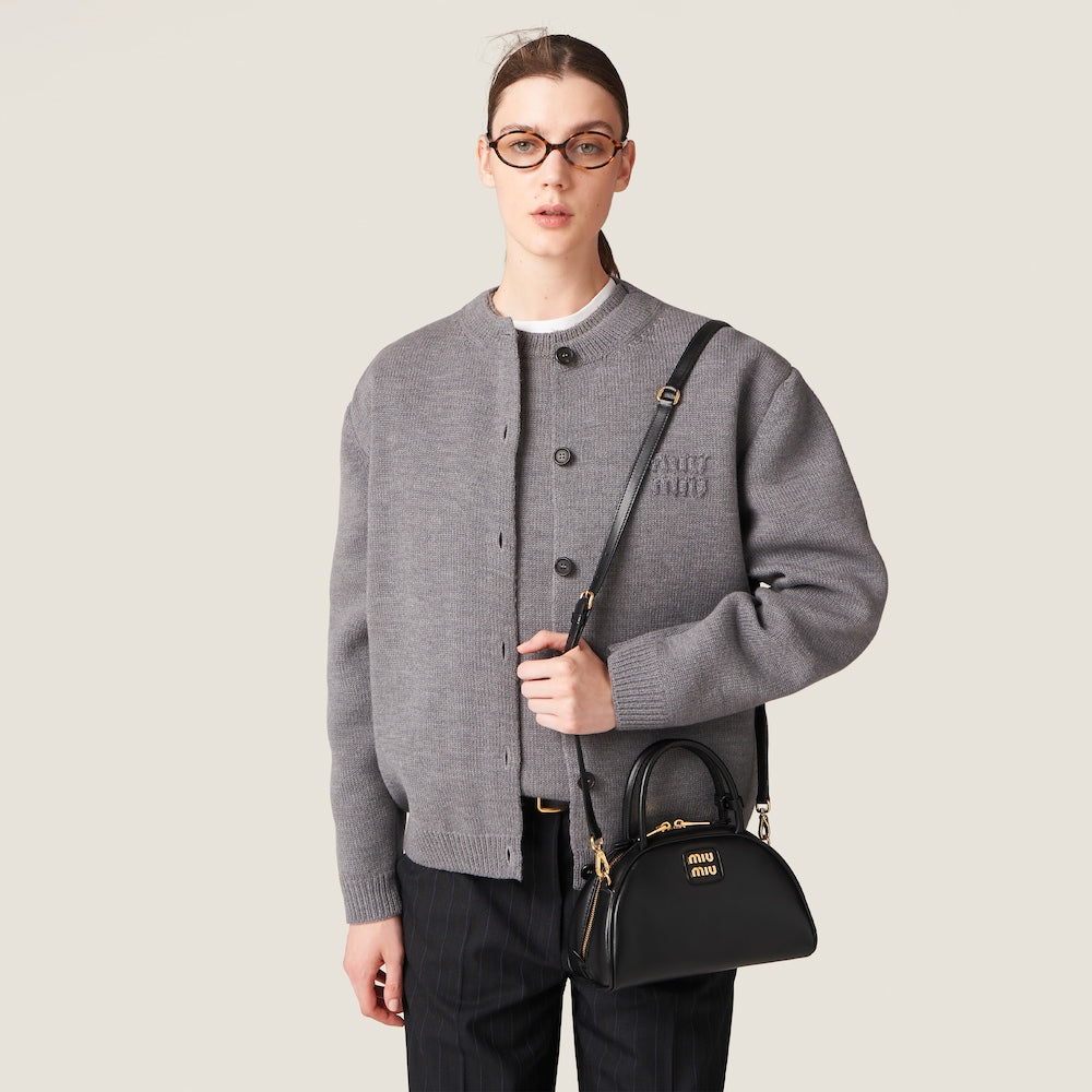 ミュウミュウ レザー トップハンドルバッグ カラー：ブラック| MIU MIU