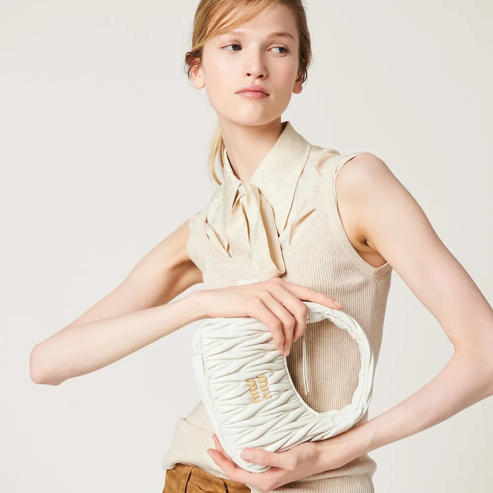 ミュウミュウ公式通販】服 & アクセサリー｜MIU MIU公式サイト