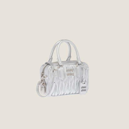 アルカディ マテラッセレザー バッグ スモ一ル