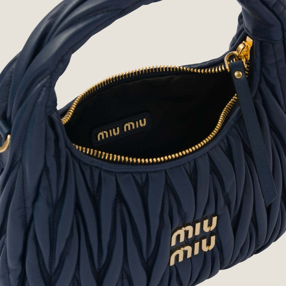 ワンダー マテラッセレザー ホーボーバッグ