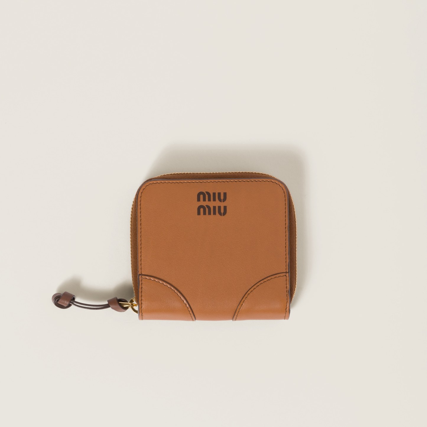 ミュウミュウ（MIU MIU） スモール レザーウォレット（ 財布） カラー