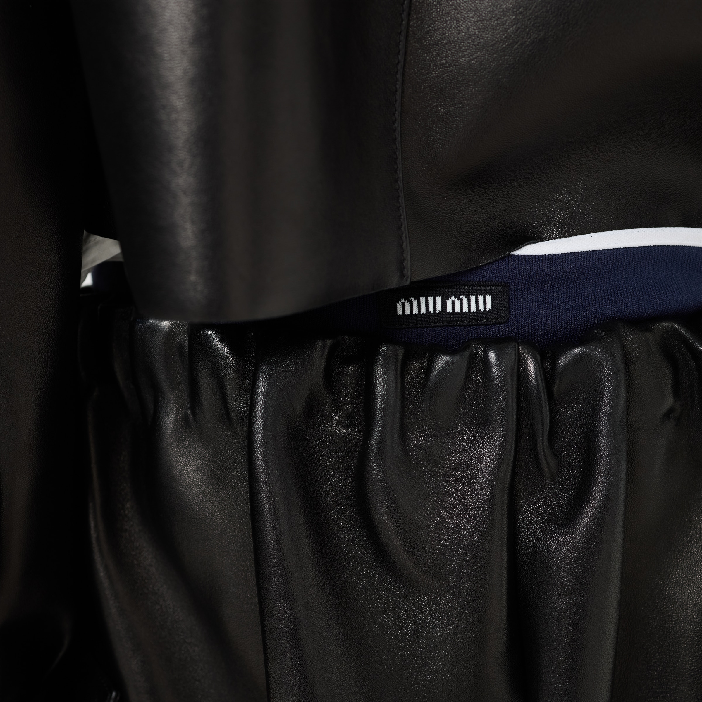 プランジェ ナッパレザー ミニスカート