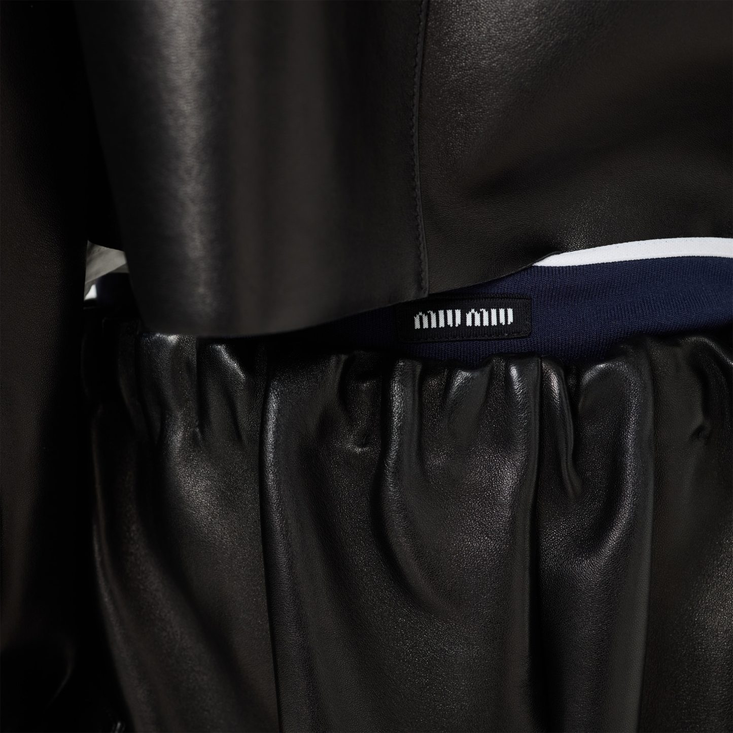 プランジェ ナッパレザー ミニスカート